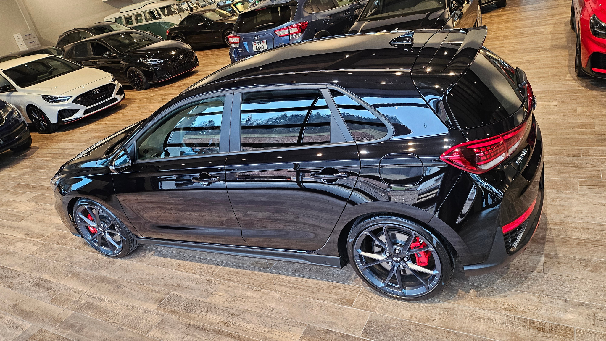 listing desktop thumbnail image 15