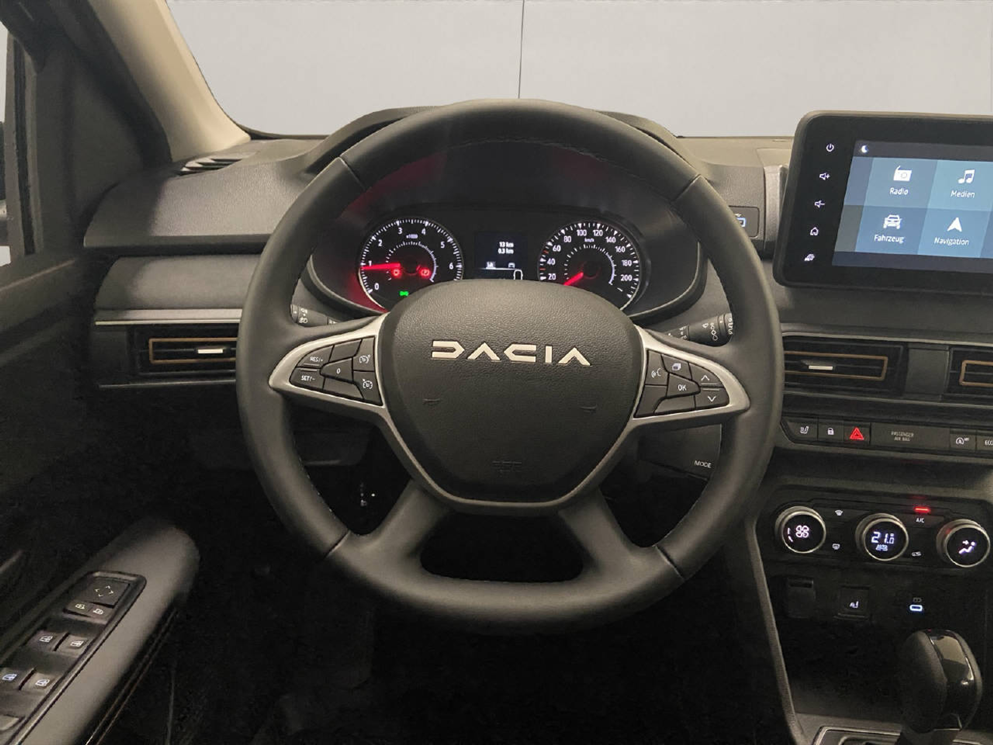 listing desktop thumbnail image 6