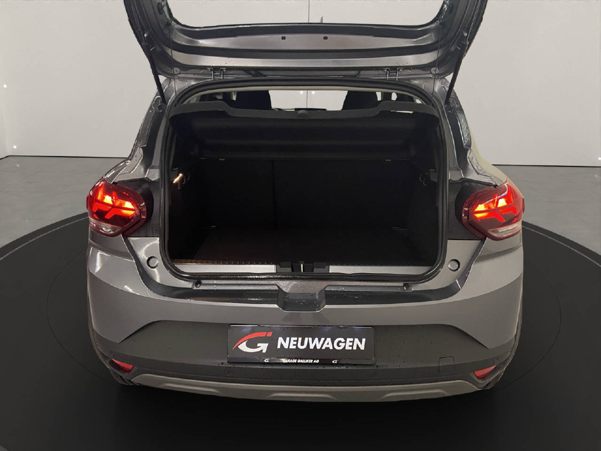 listing desktop thumbnail image 12