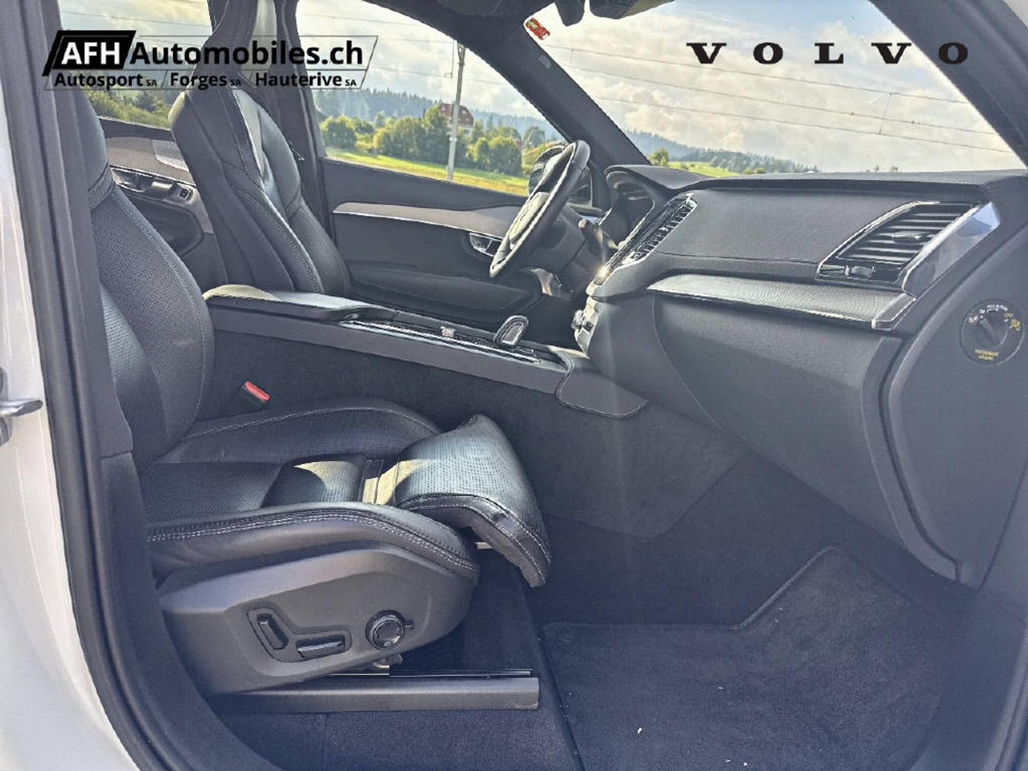 listing desktop thumbnail image 9