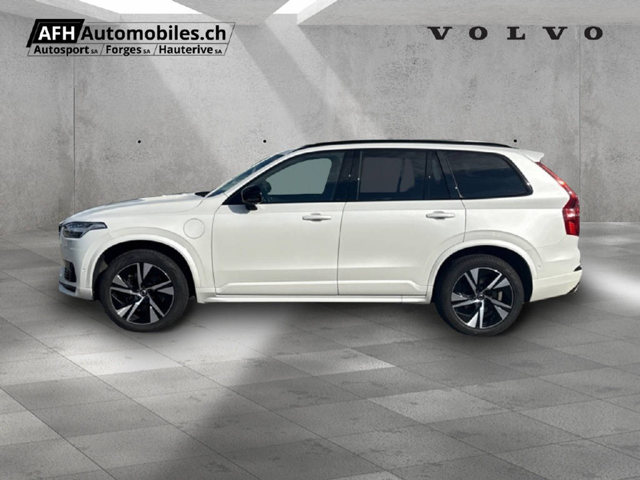 listing desktop thumbnail image 1