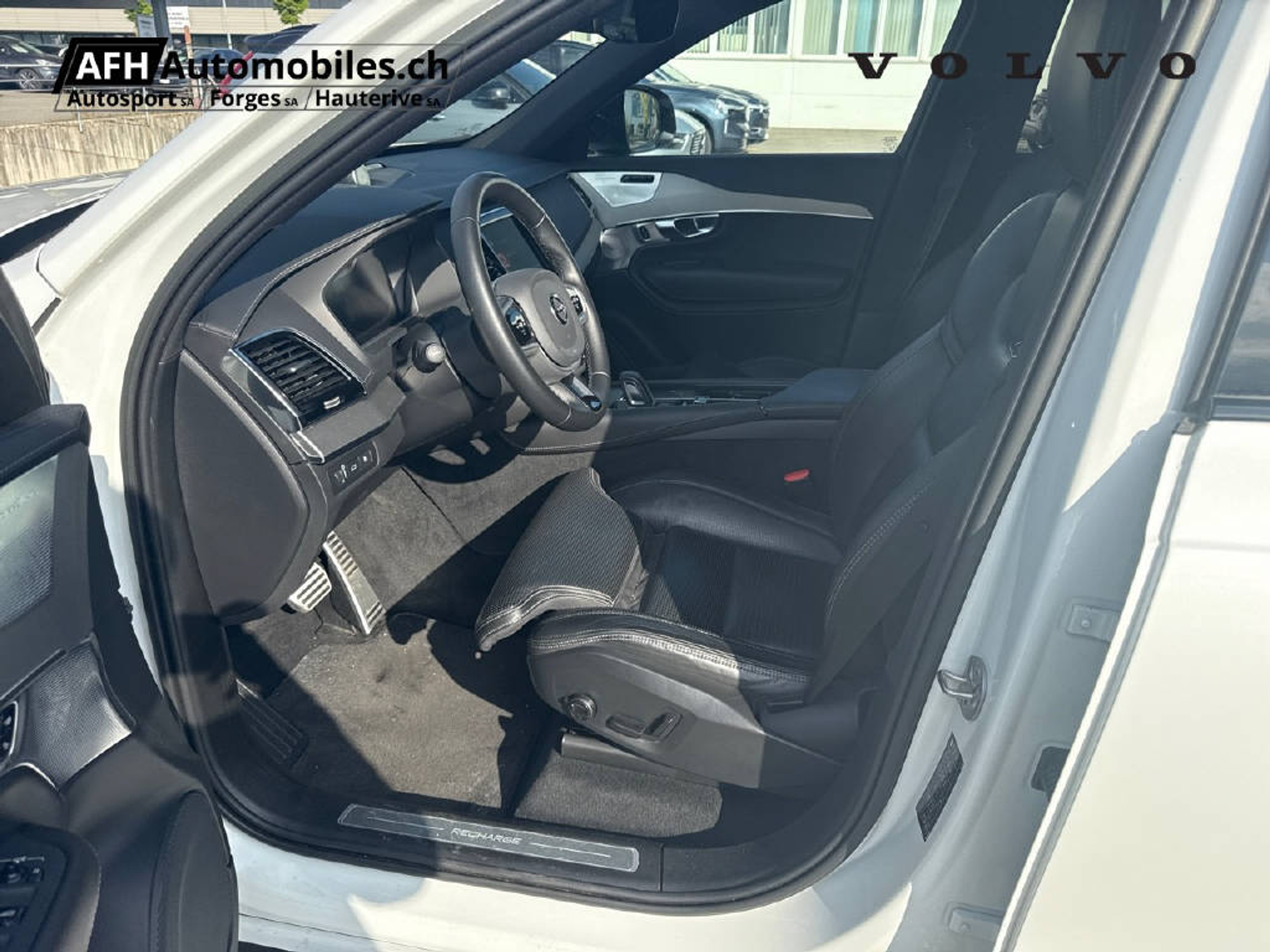 listing desktop thumbnail image 13