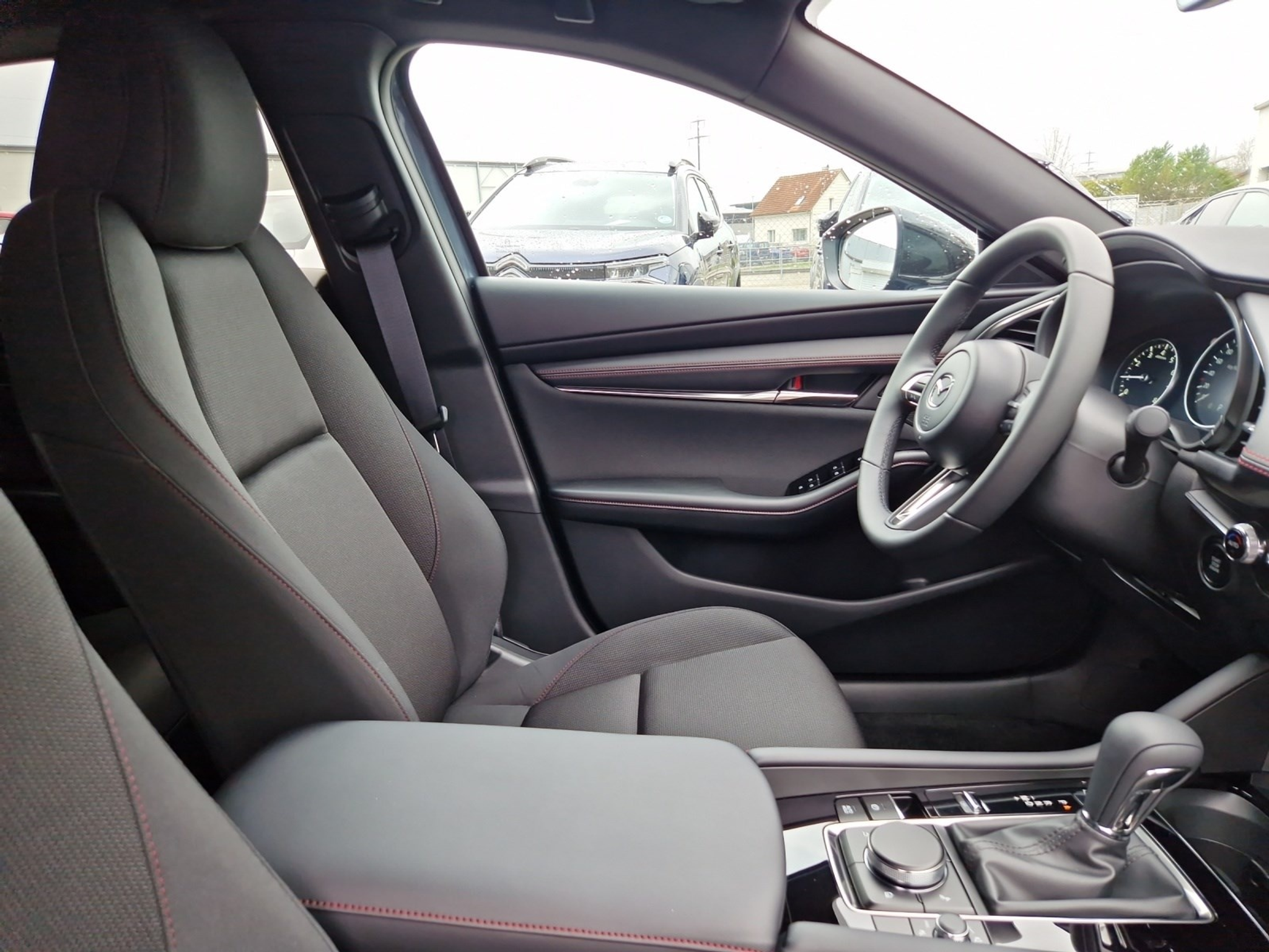 listing desktop thumbnail image 5