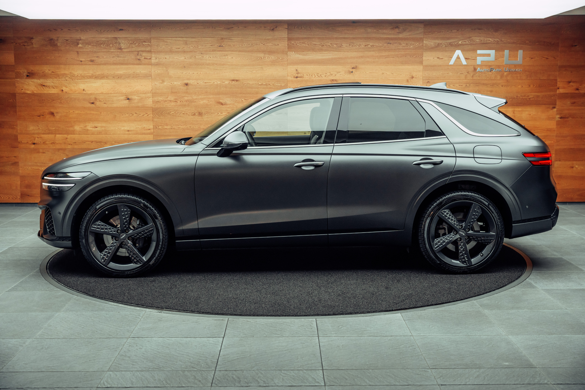 listing desktop thumbnail image 8