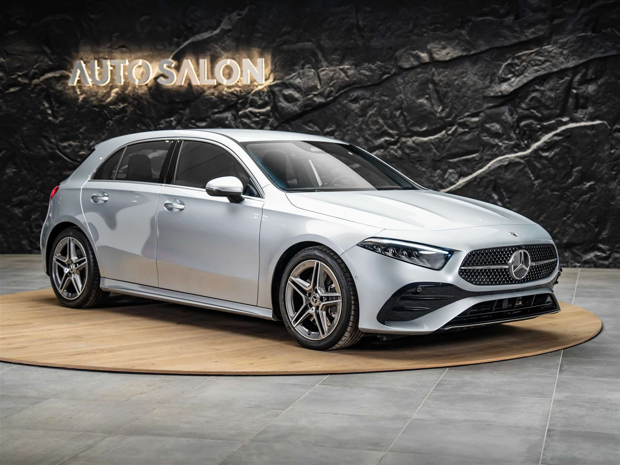 listing desktop thumbnail image 5