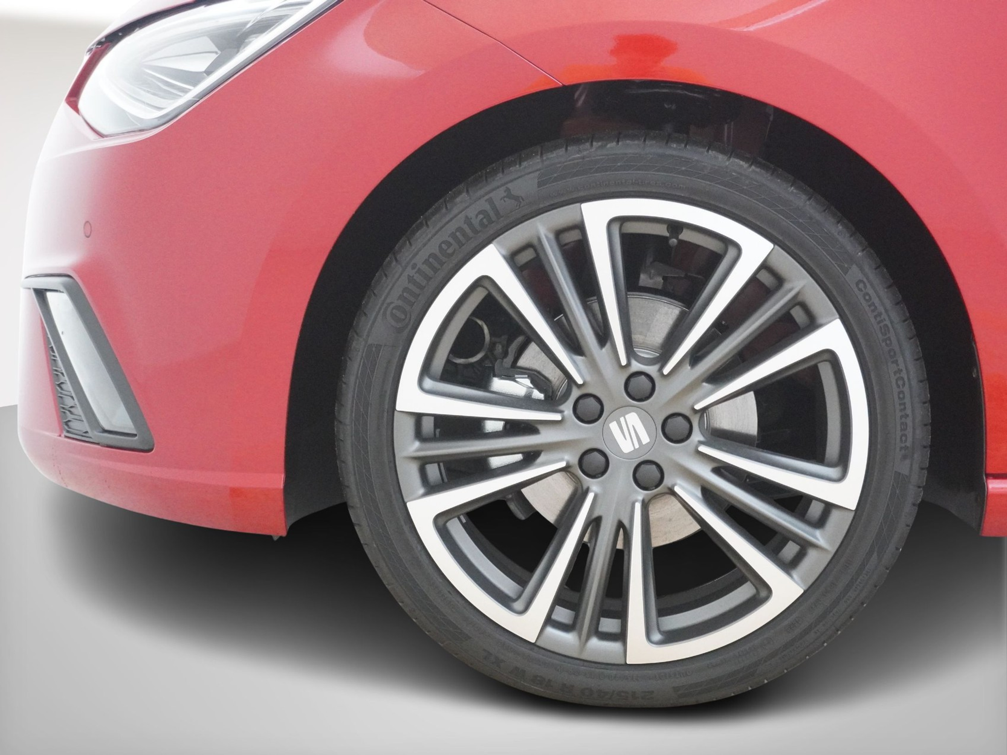 listing desktop thumbnail image 8