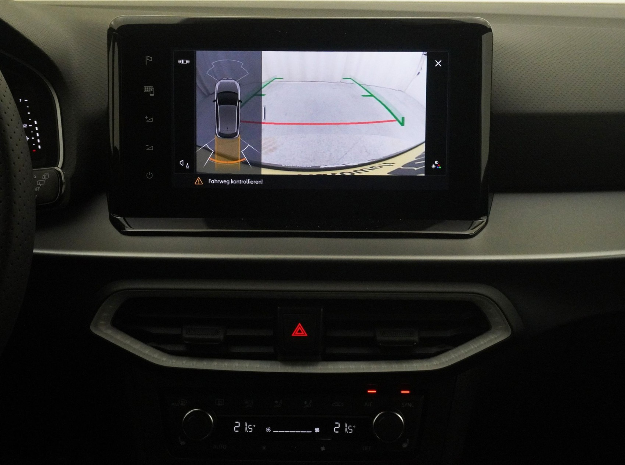 listing desktop thumbnail image 16