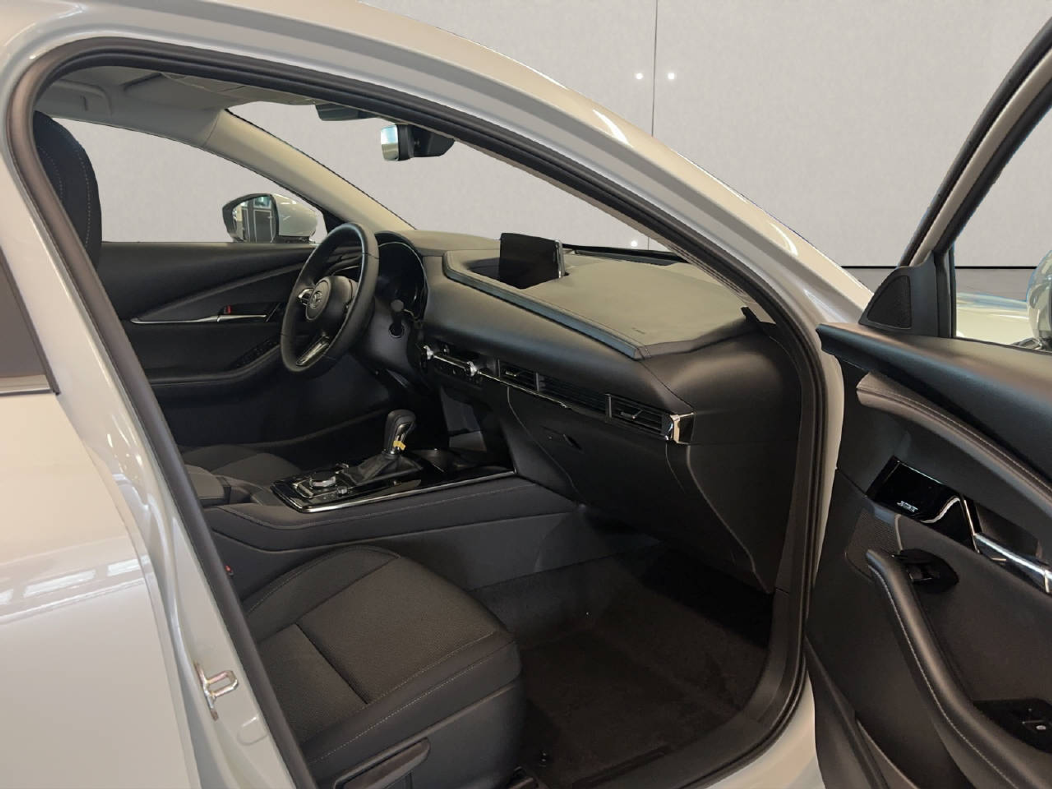 listing desktop thumbnail image 7