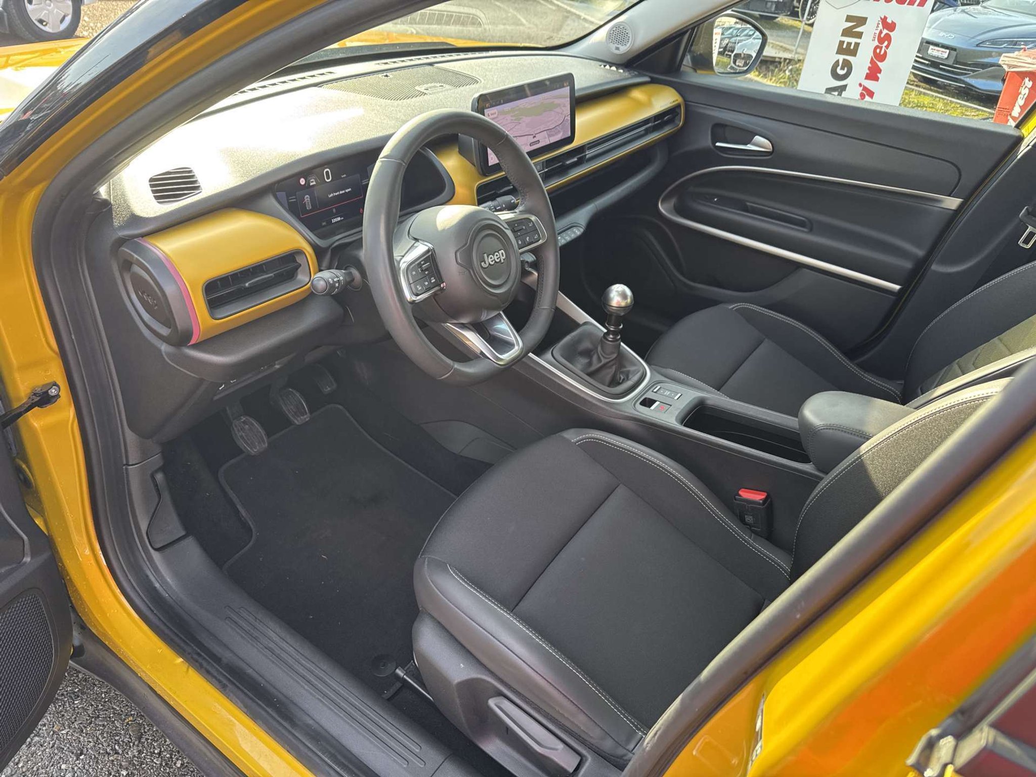 listing desktop thumbnail image 5