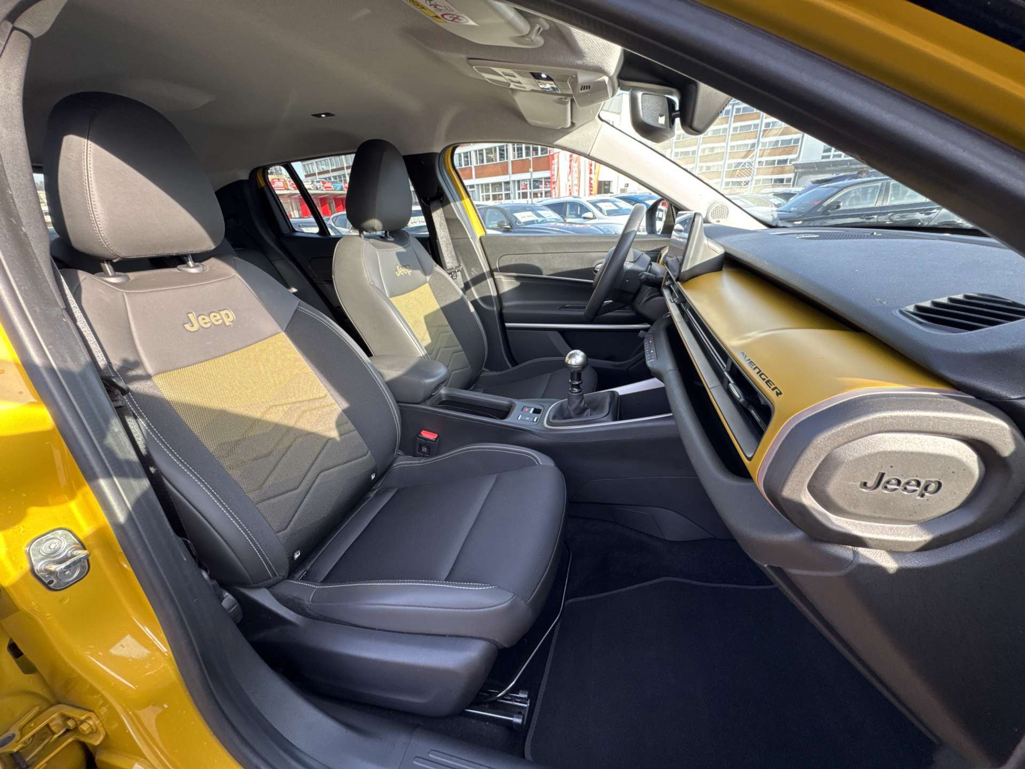 listing desktop thumbnail image 12