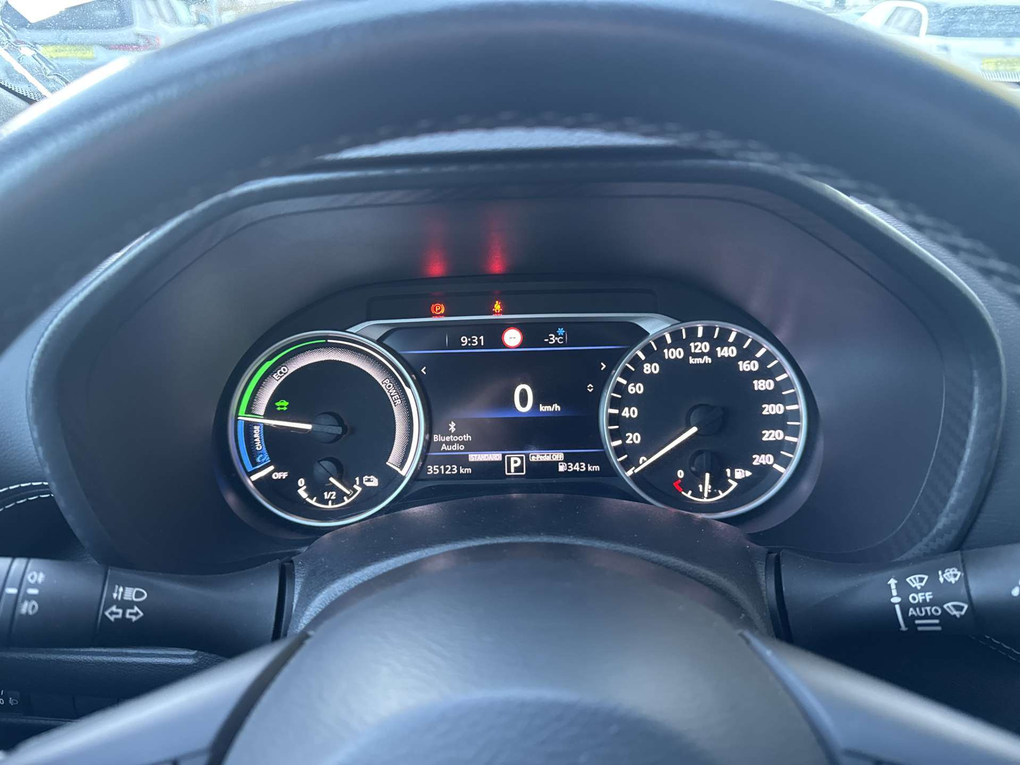 listing desktop thumbnail image 11