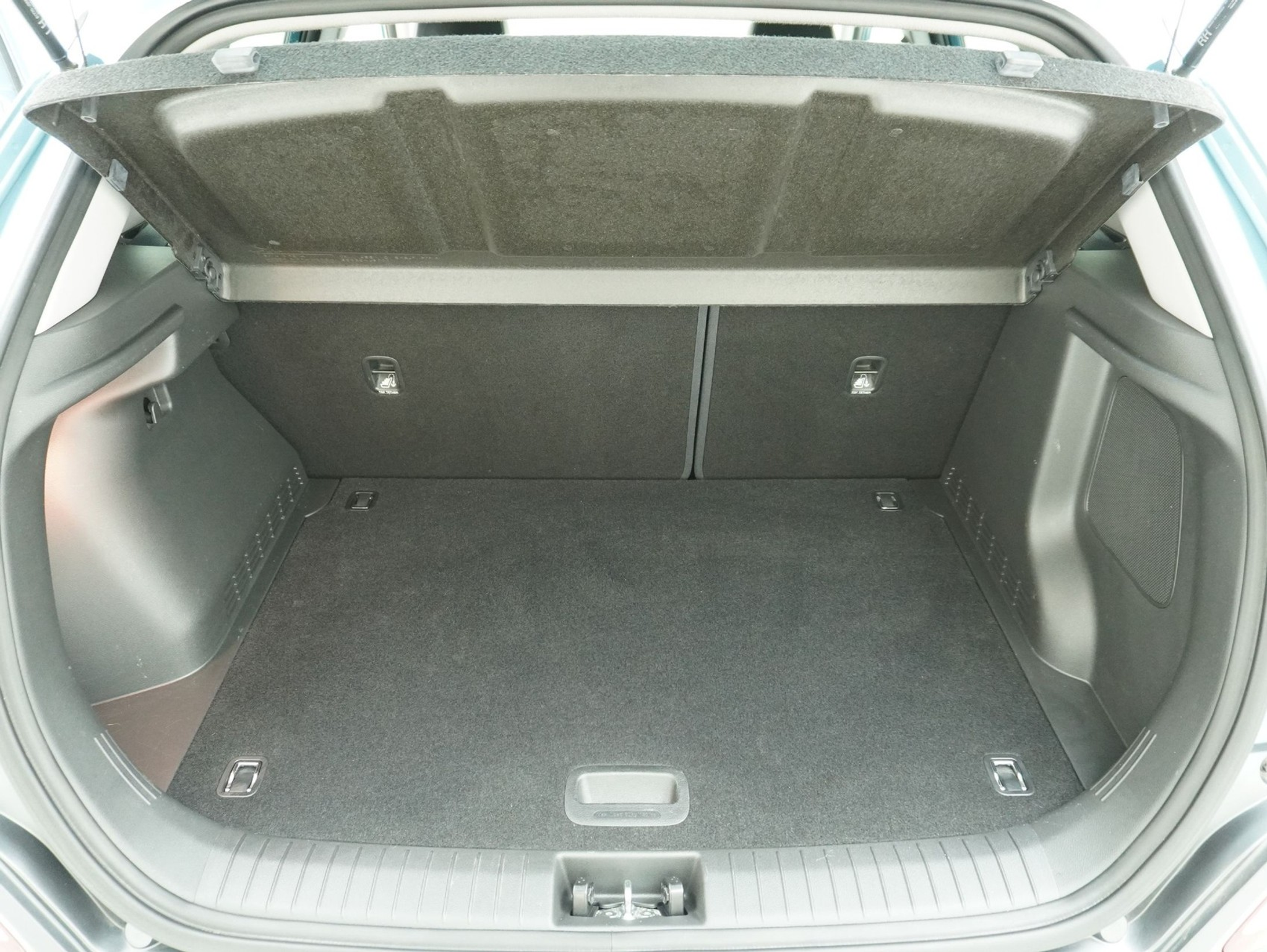 listing desktop thumbnail image 10