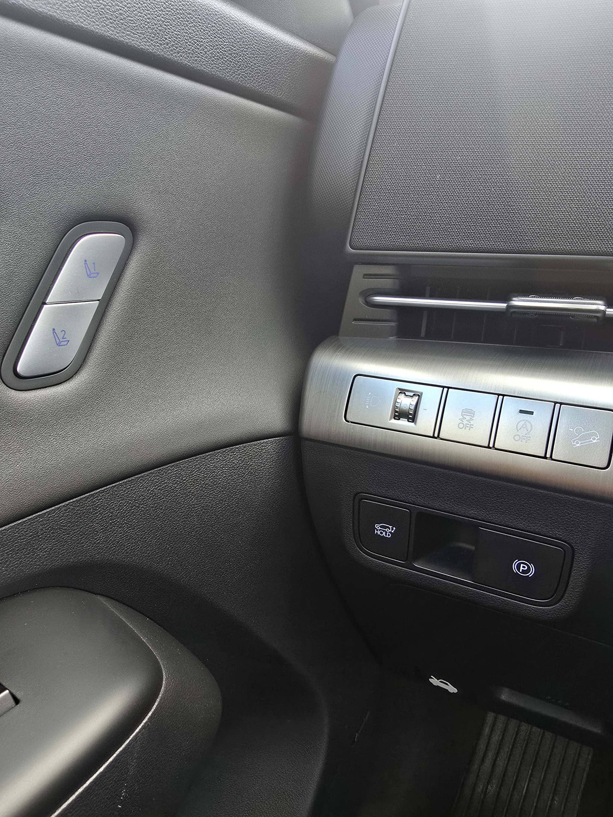 listing desktop thumbnail image 16