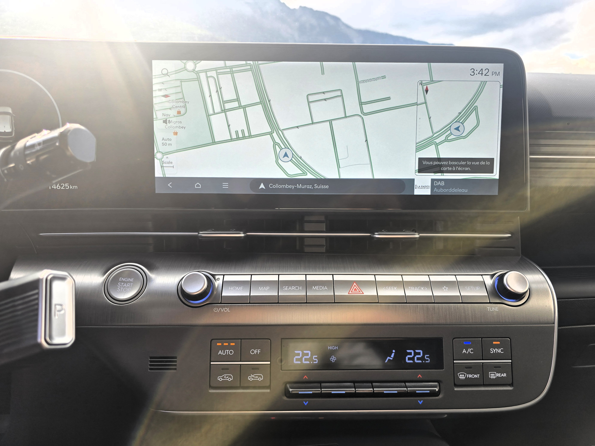 listing desktop thumbnail image 12