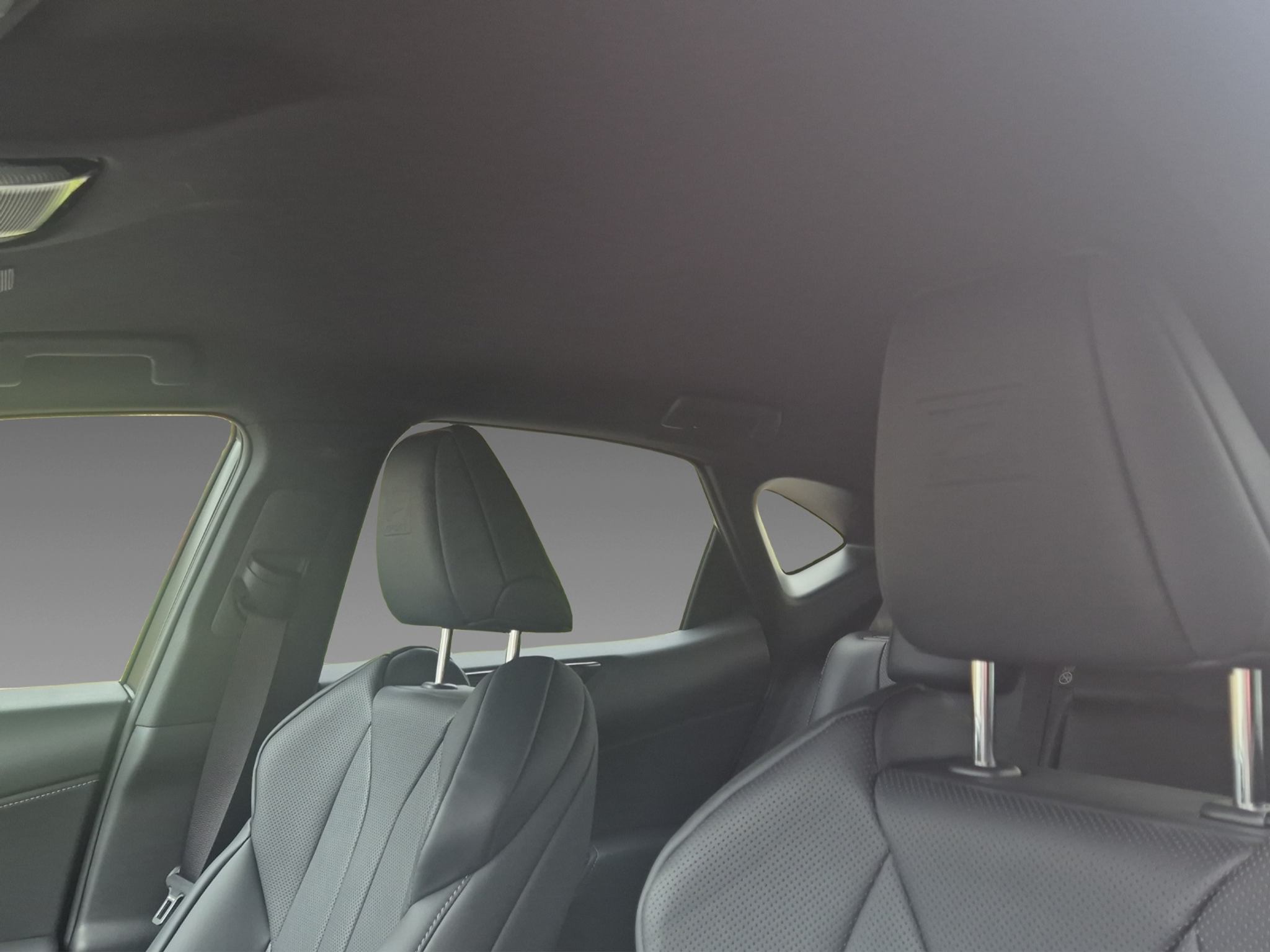 listing desktop thumbnail image 15