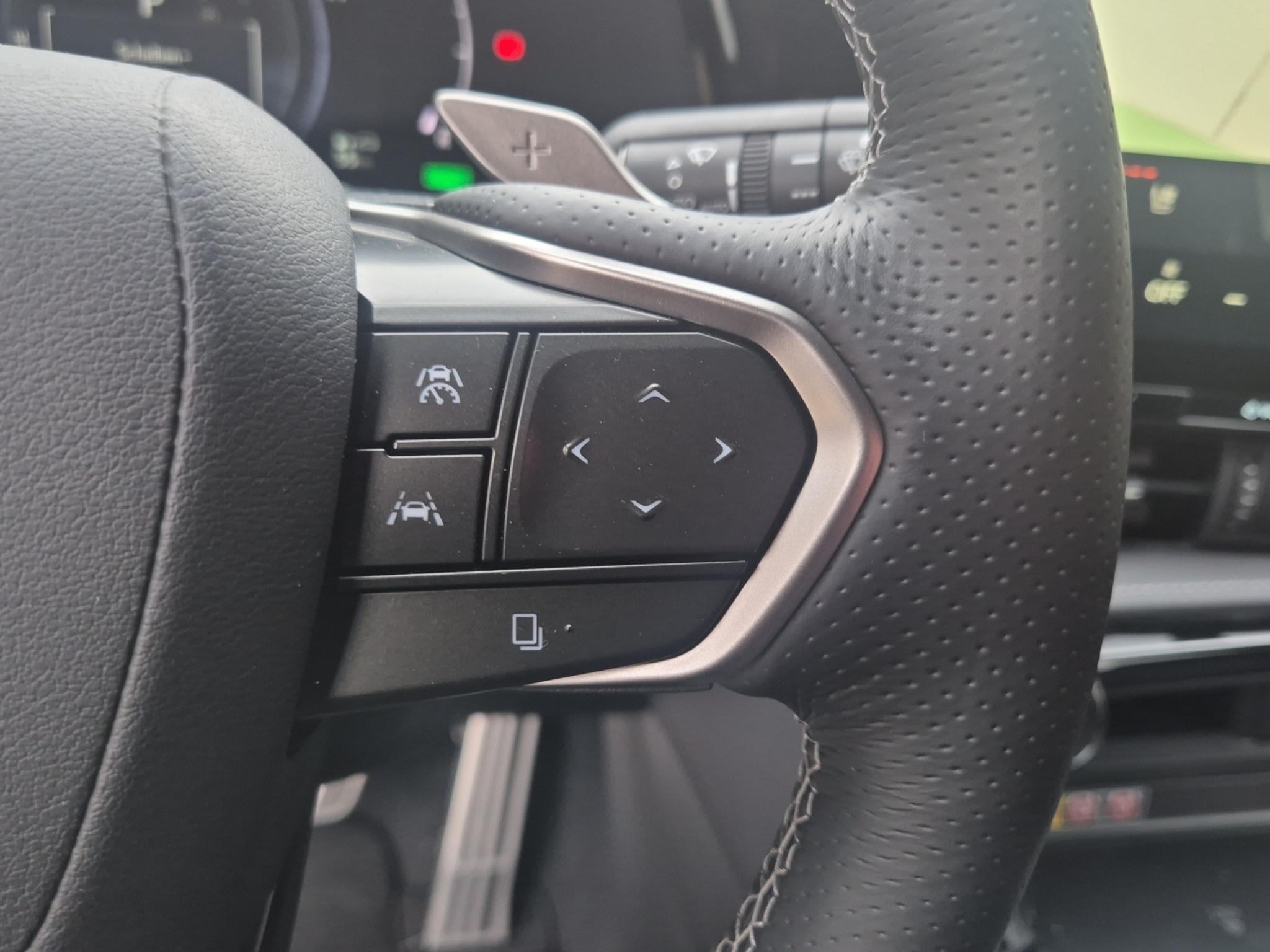 listing desktop thumbnail image 19