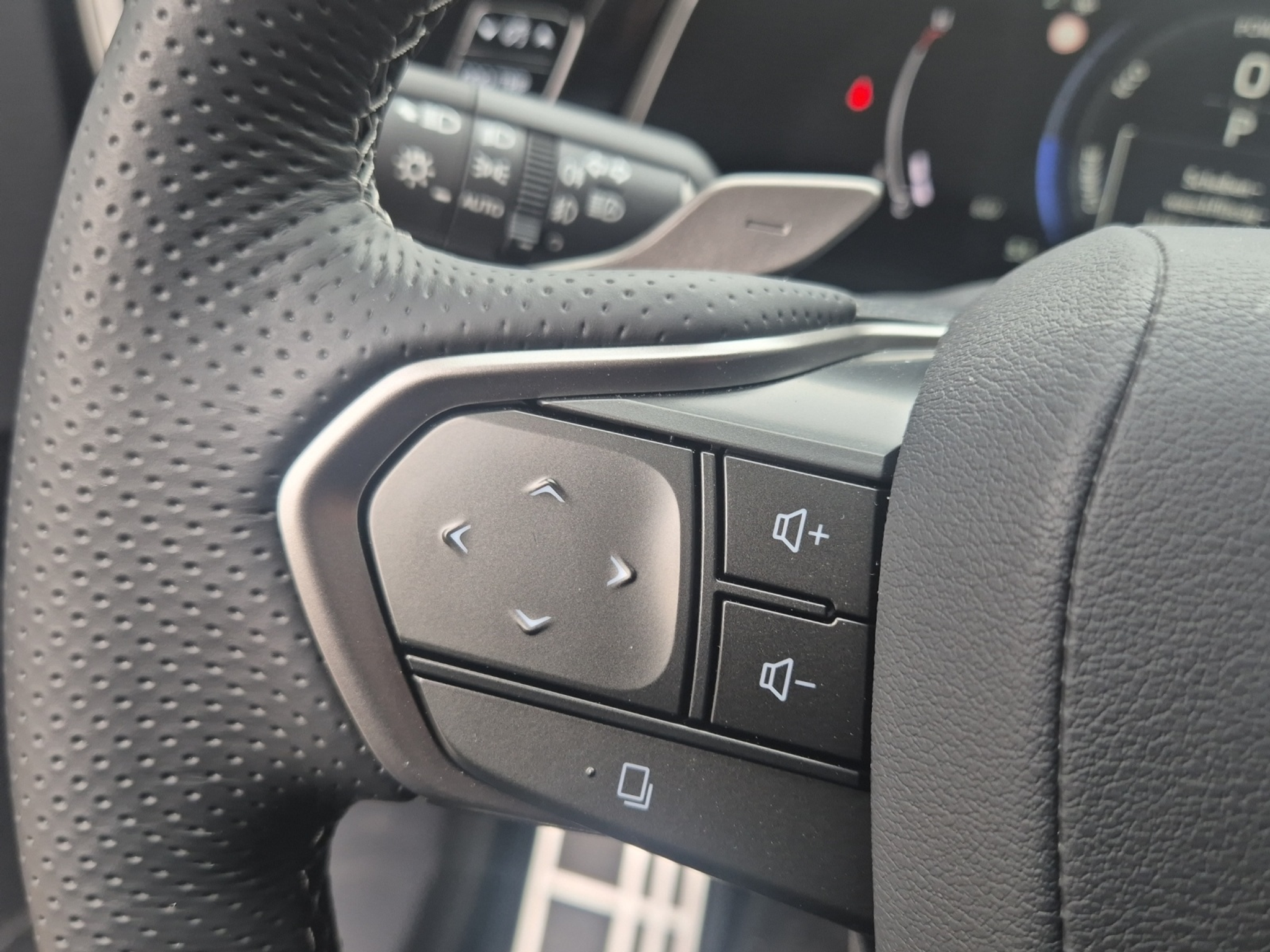 listing desktop thumbnail image 18