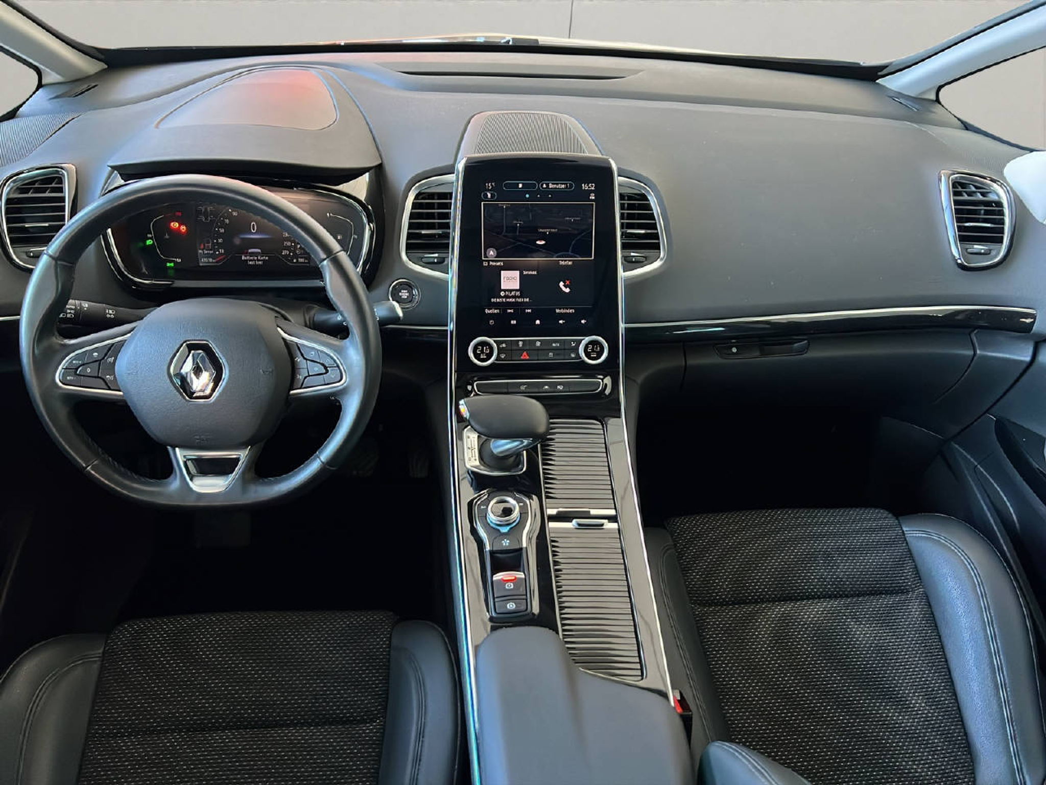 listing desktop thumbnail image 8