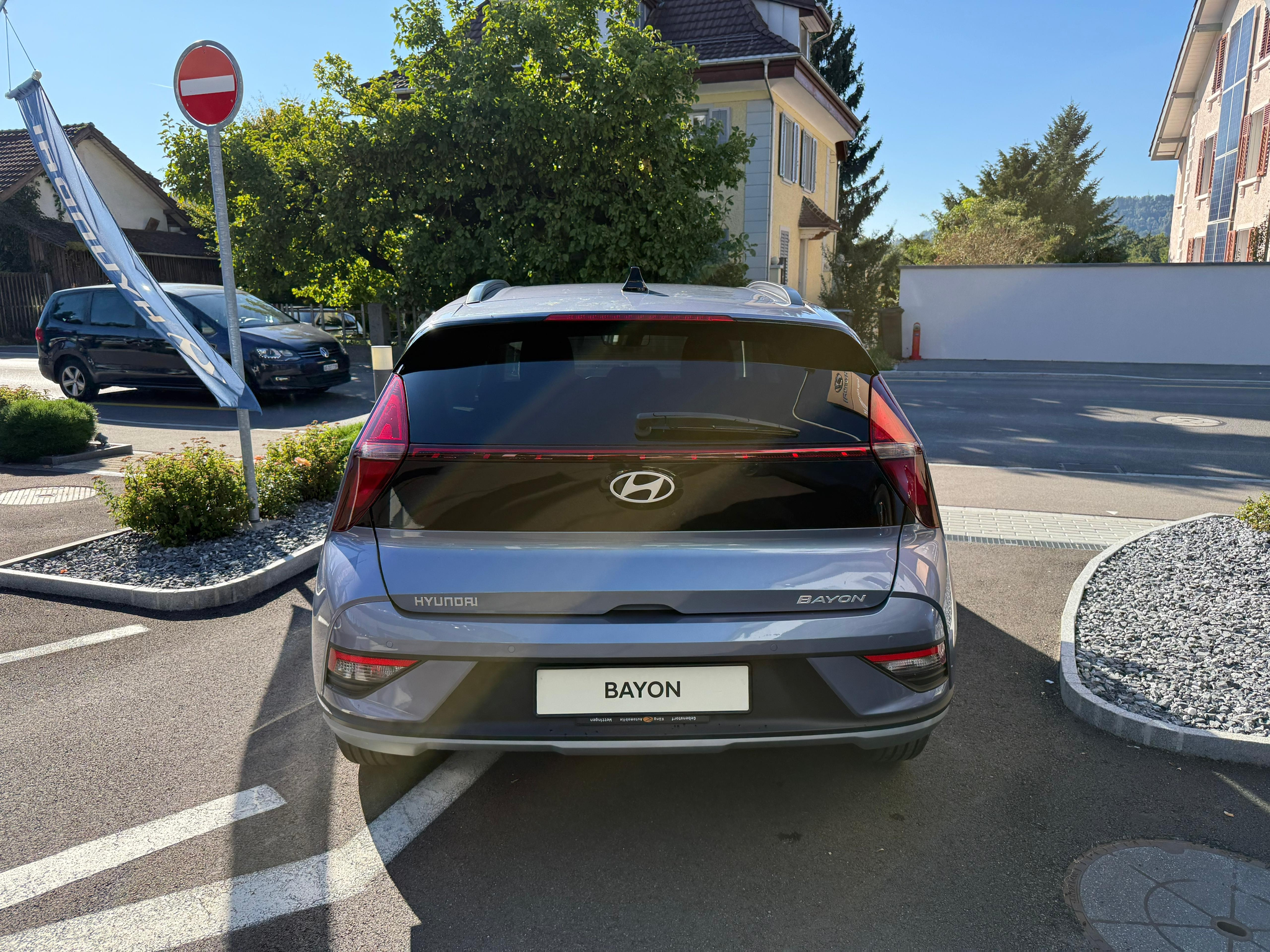 listing desktop thumbnail image 5