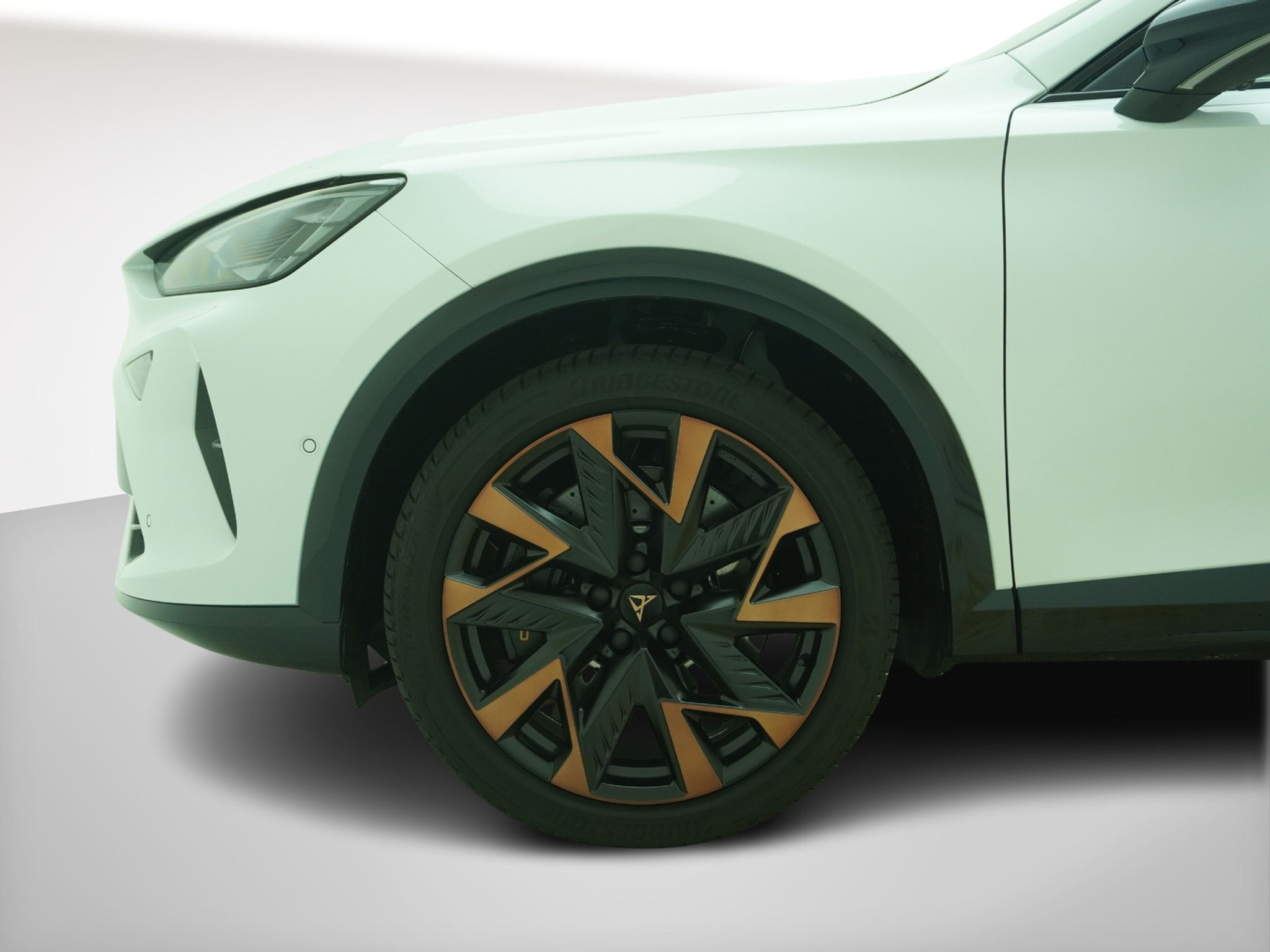 listing desktop thumbnail image 10