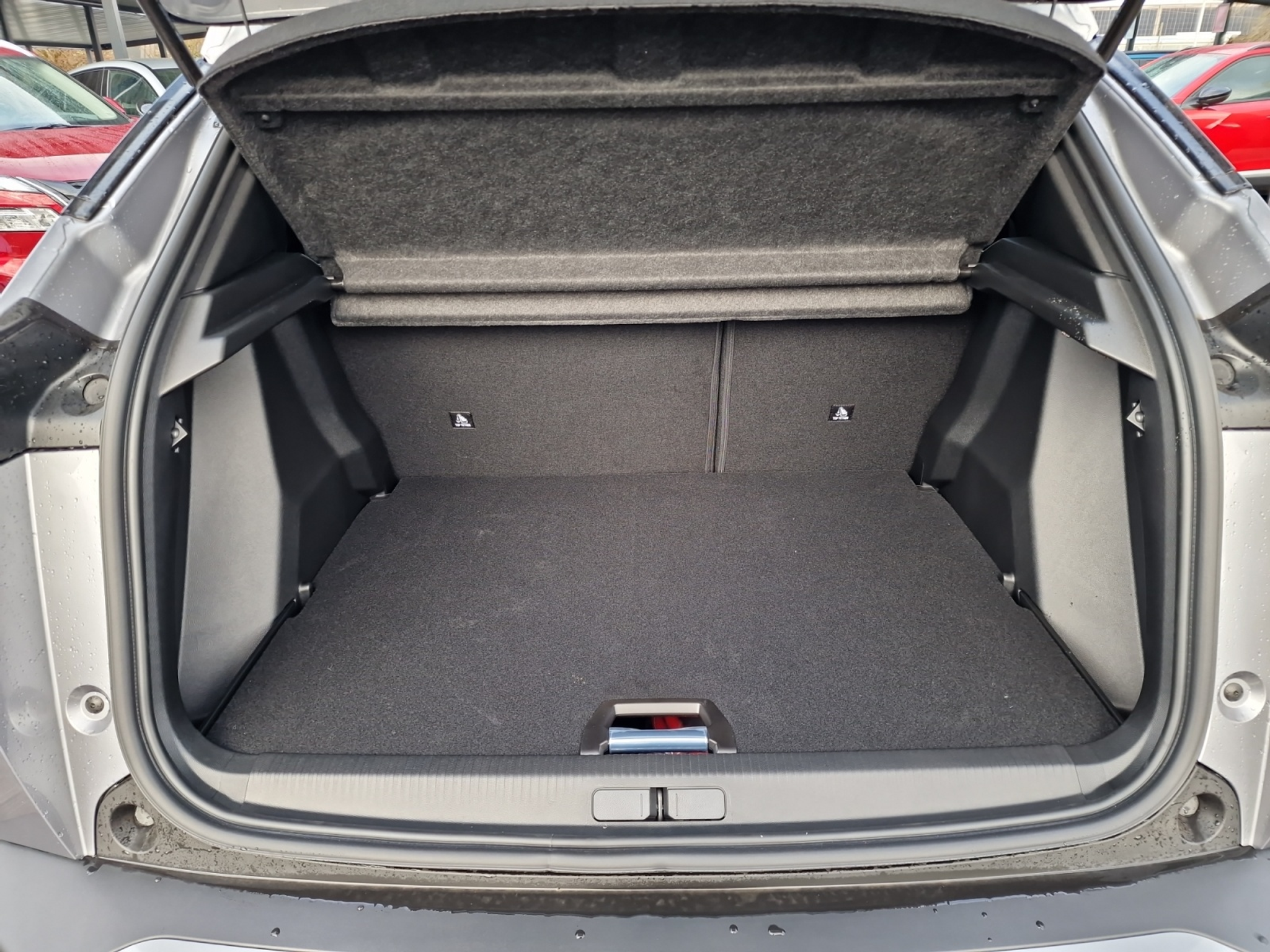 listing desktop thumbnail image 25