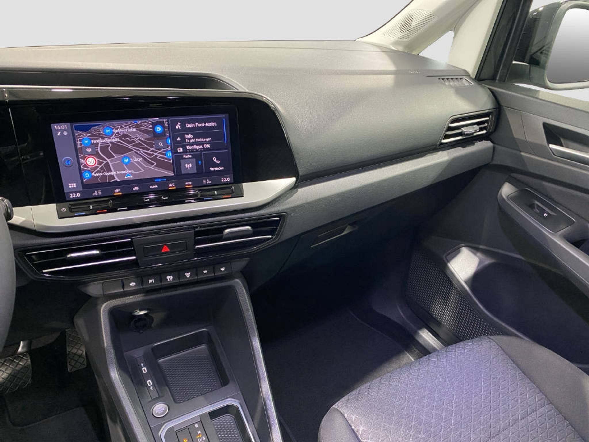 listing desktop thumbnail image 13