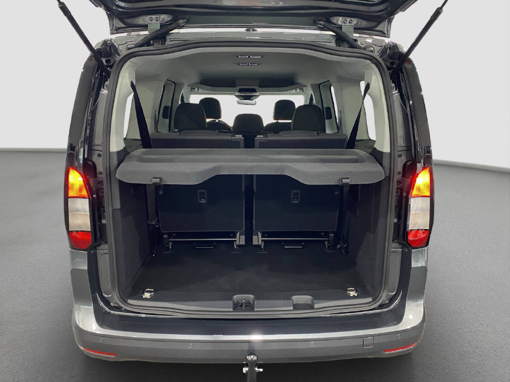 listing desktop thumbnail image 9