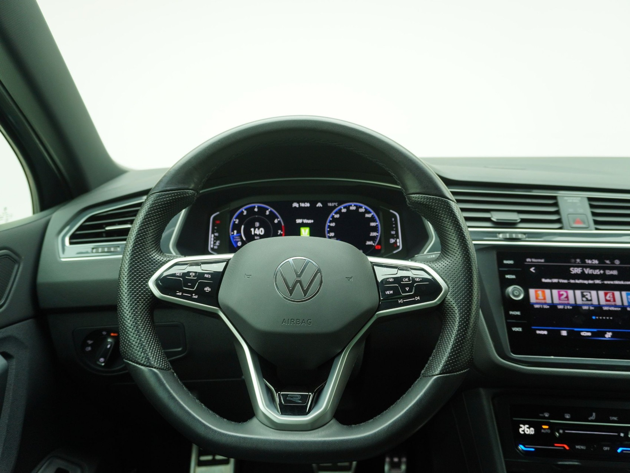 listing desktop thumbnail image 8