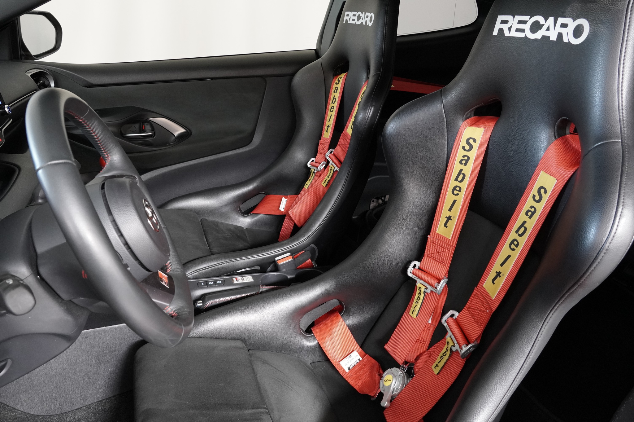 listing desktop thumbnail image 11