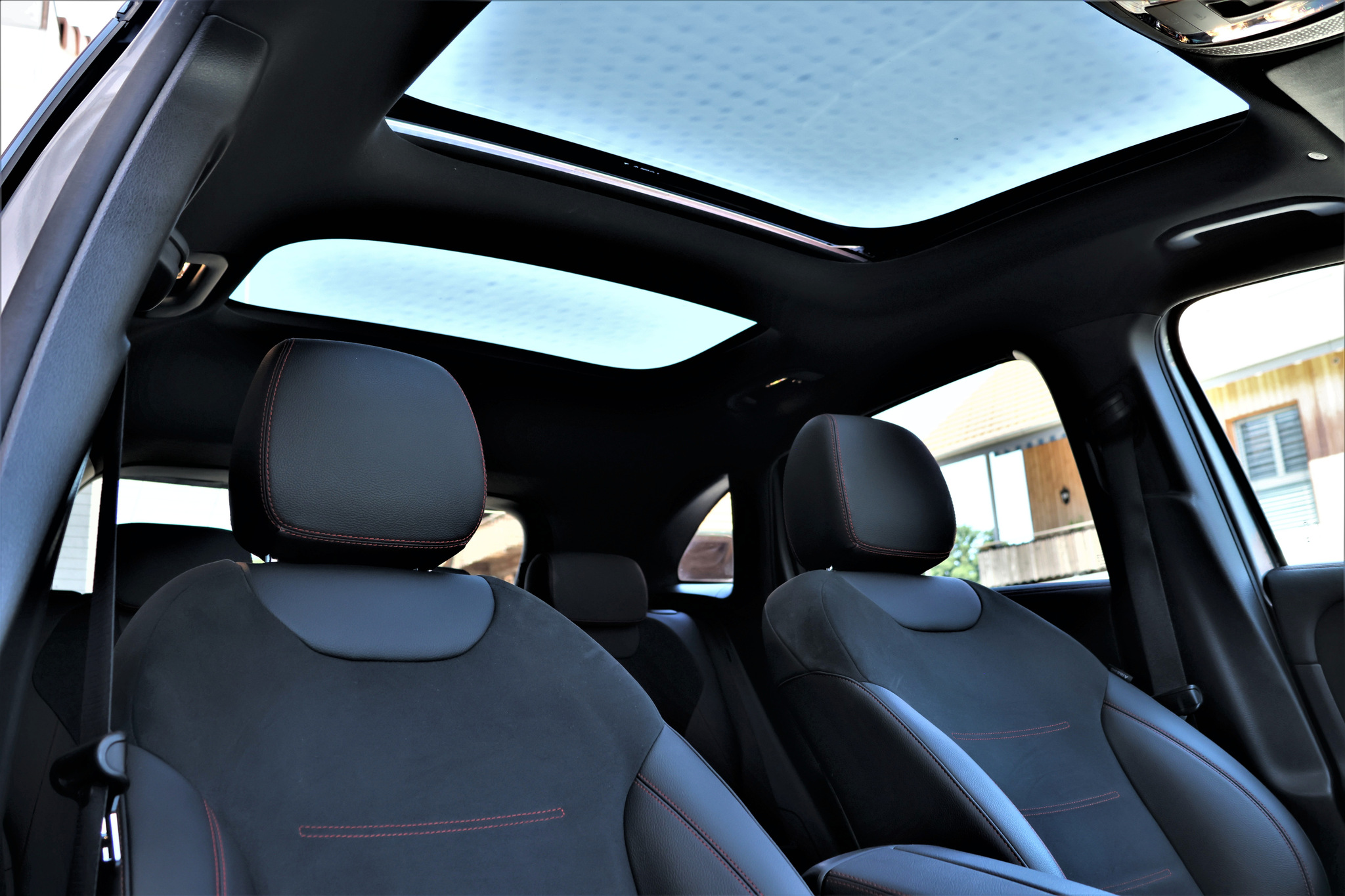 listing desktop thumbnail image 19