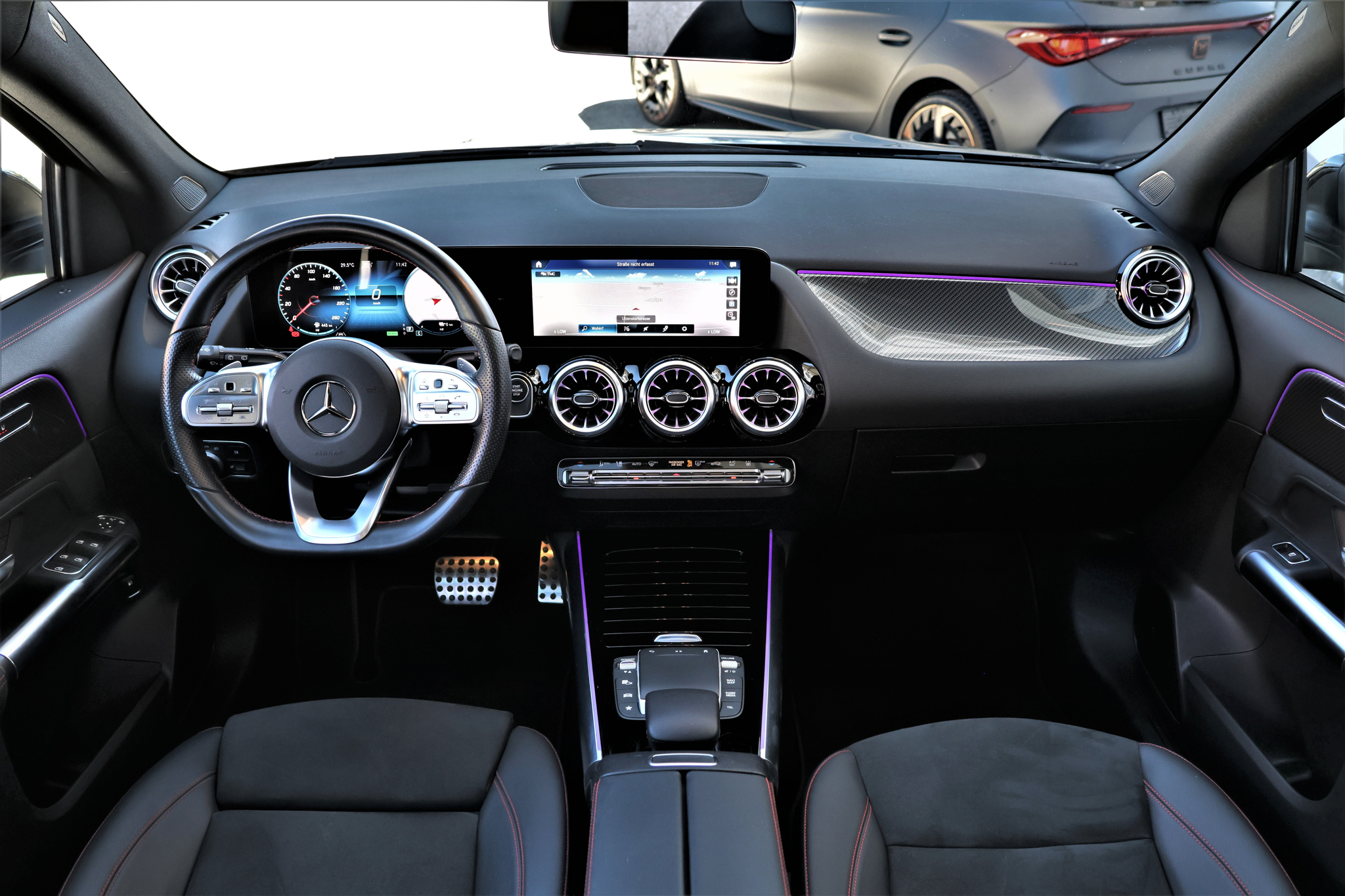 listing desktop thumbnail image 13