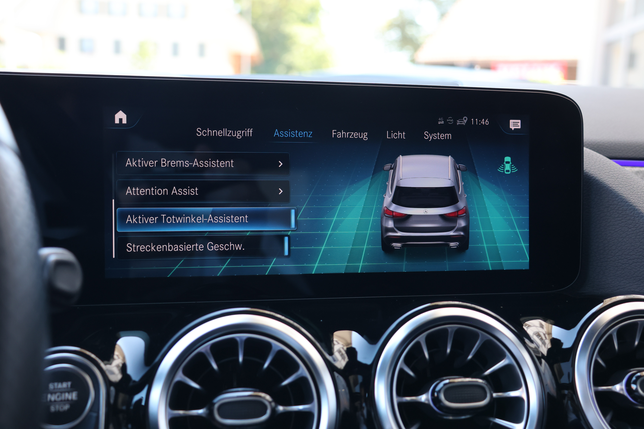 listing desktop thumbnail image 25