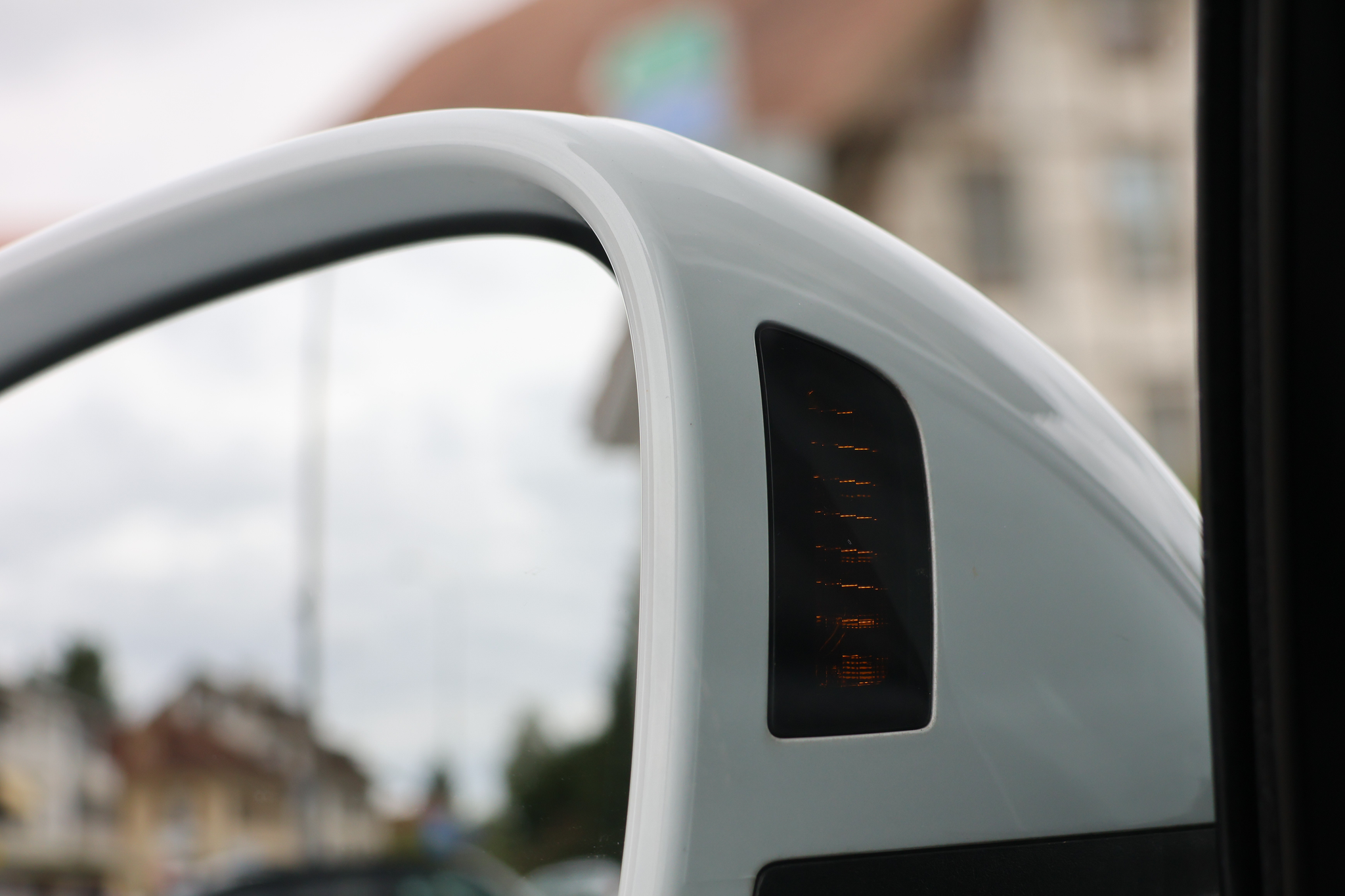 listing desktop thumbnail image 20