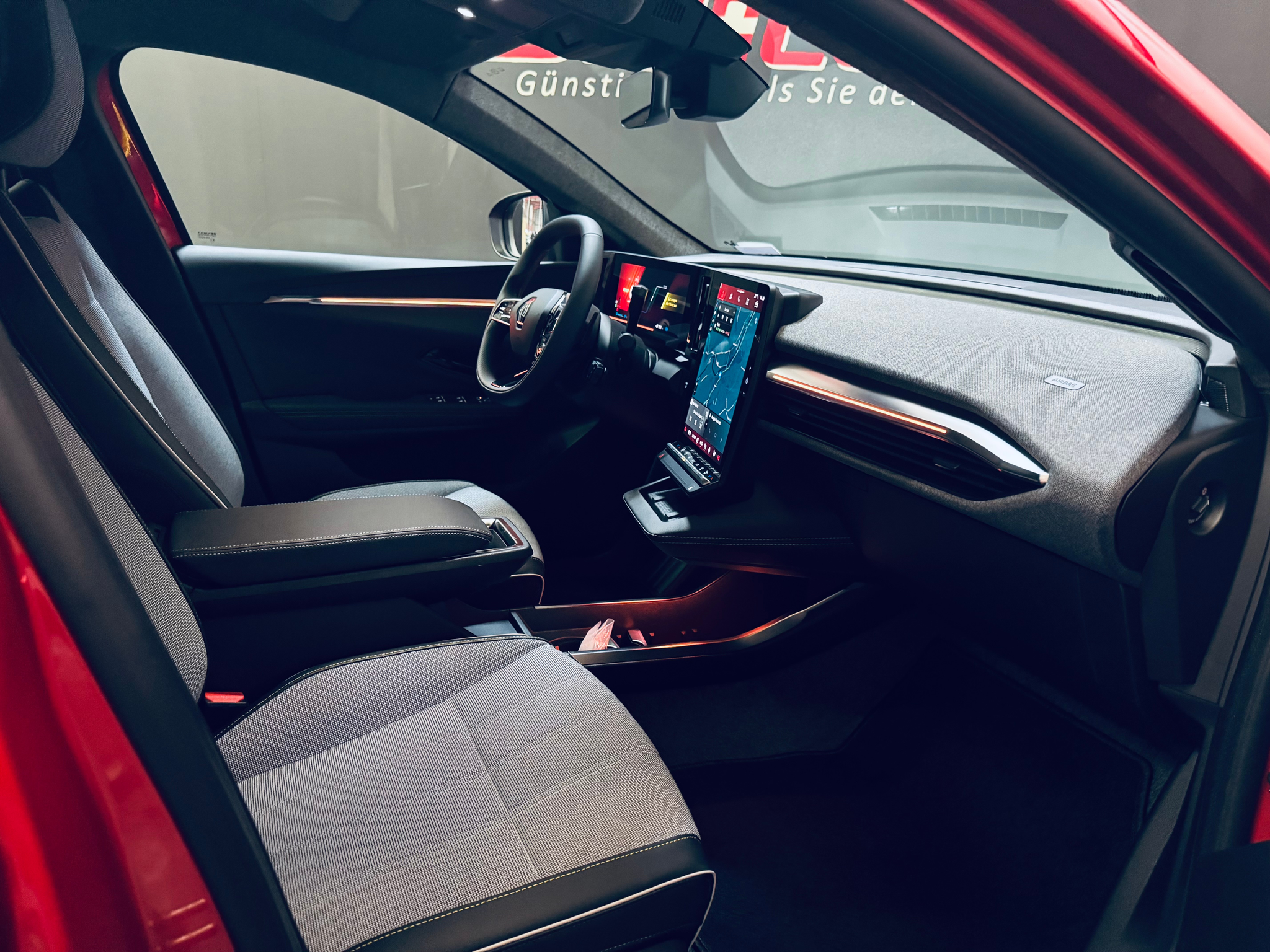 listing desktop thumbnail image 19