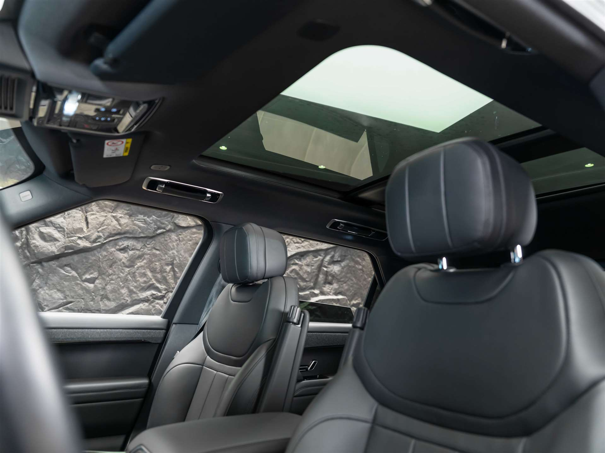 listing desktop thumbnail image 12