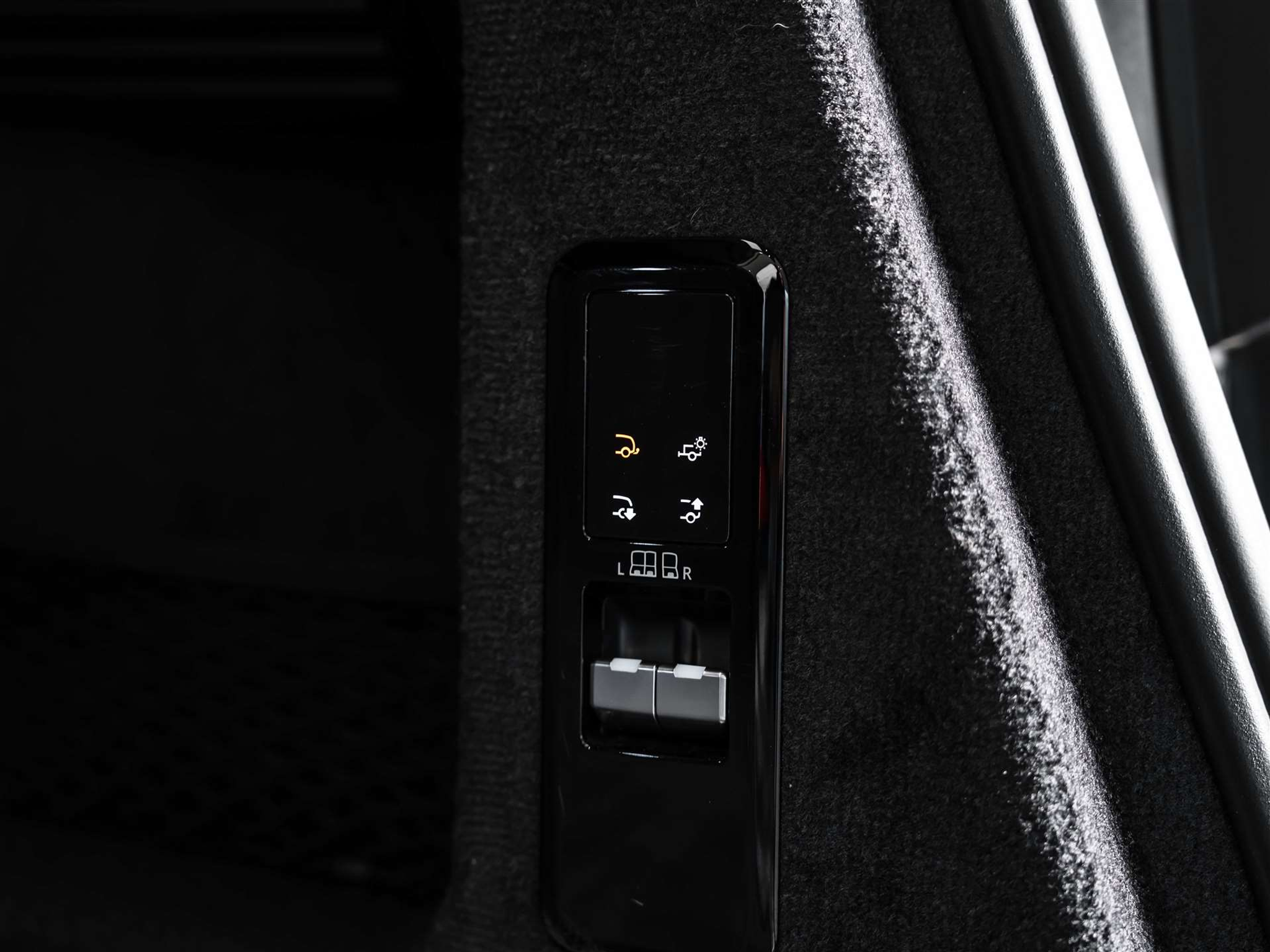 listing desktop thumbnail image 60