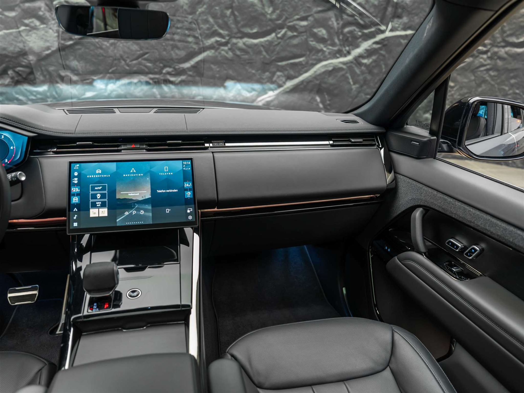 listing desktop thumbnail image 37