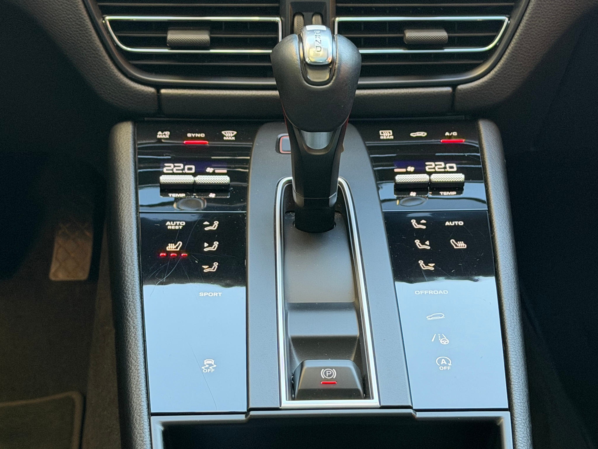 listing desktop thumbnail image 11