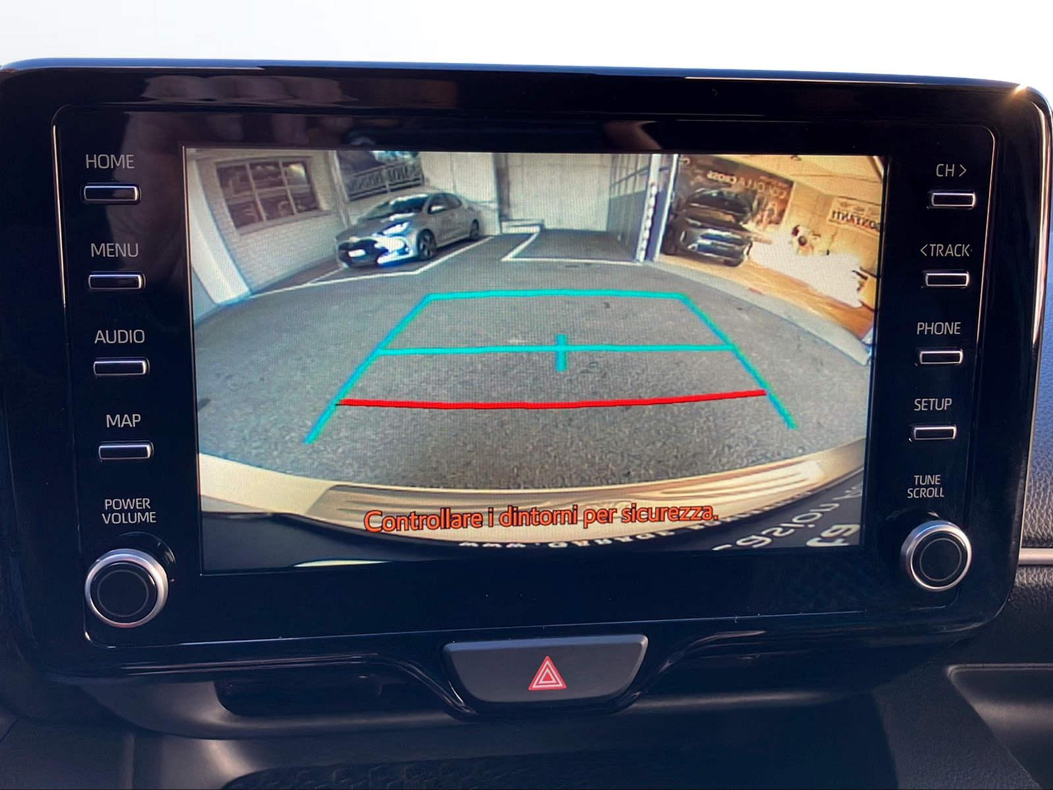 listing desktop thumbnail image 11