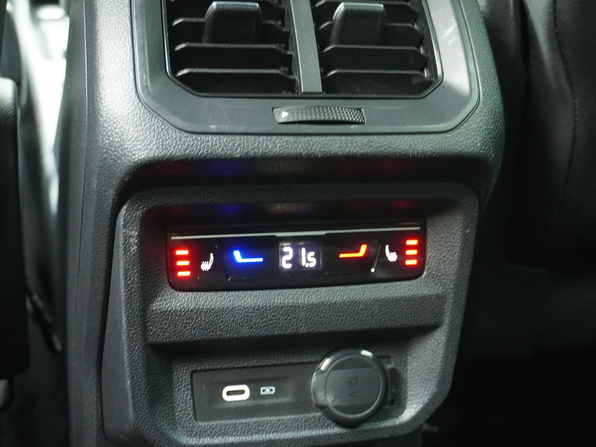 listing desktop thumbnail image 11