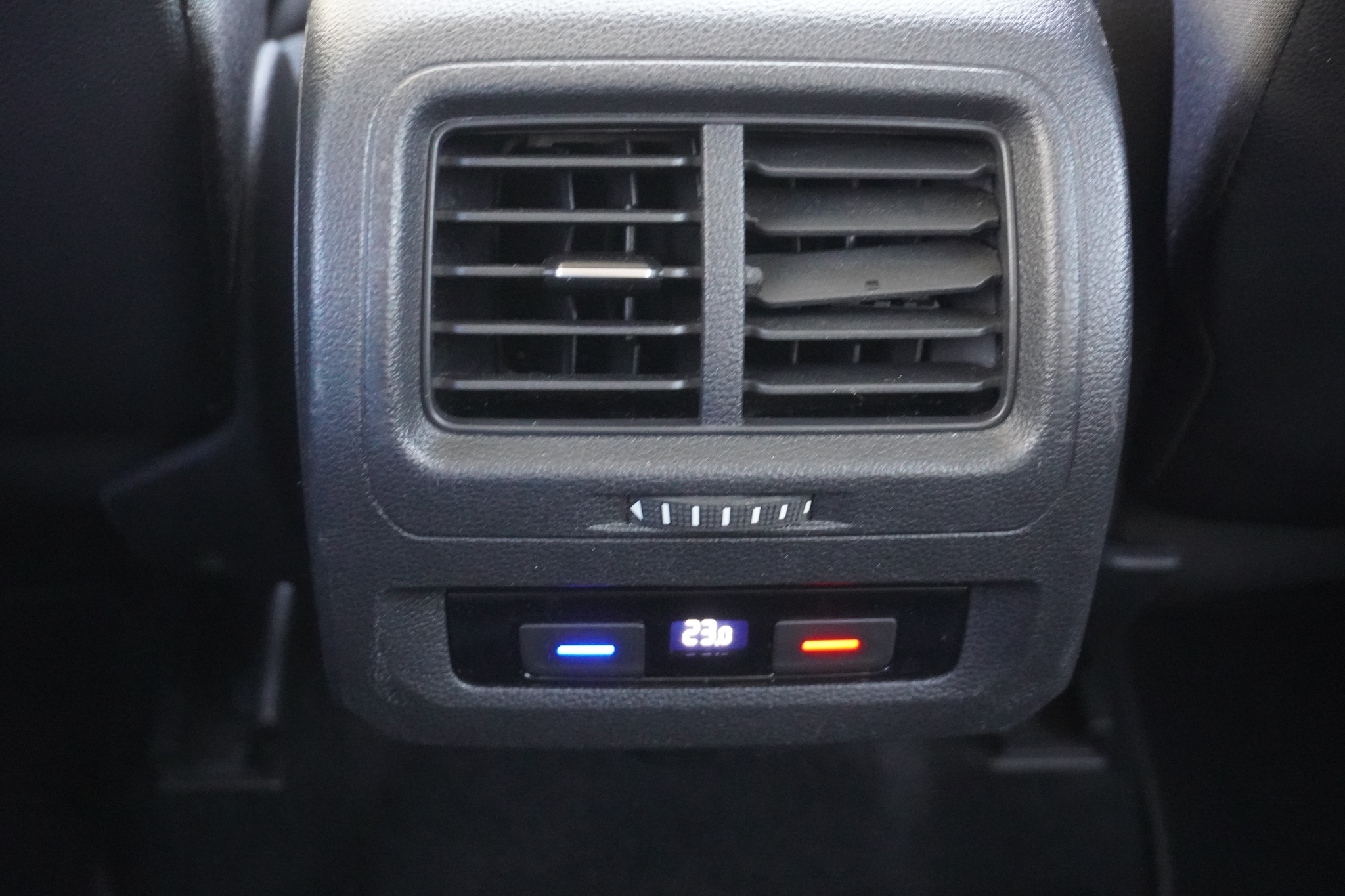 listing desktop thumbnail image 15