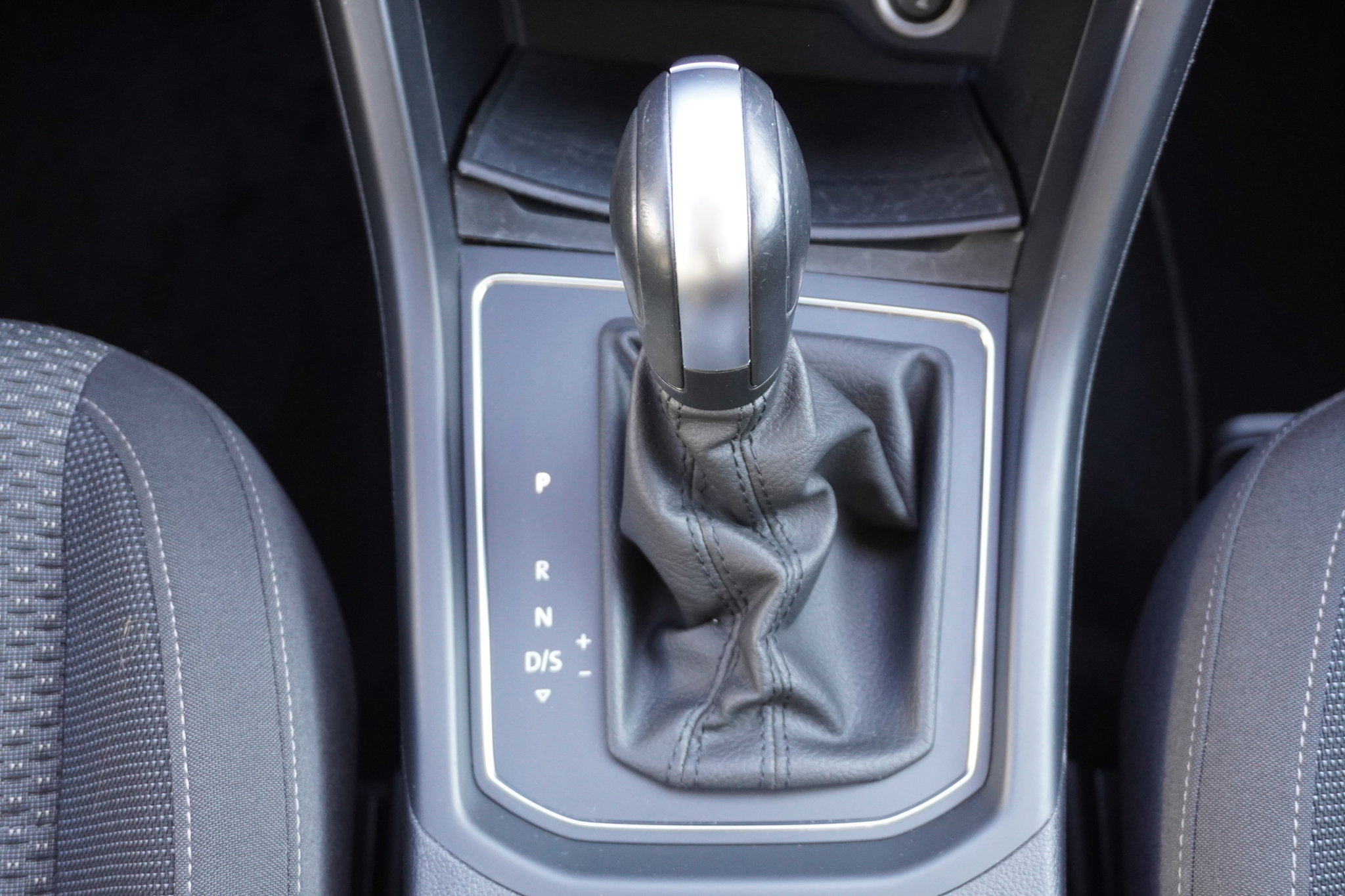 listing desktop thumbnail image 16