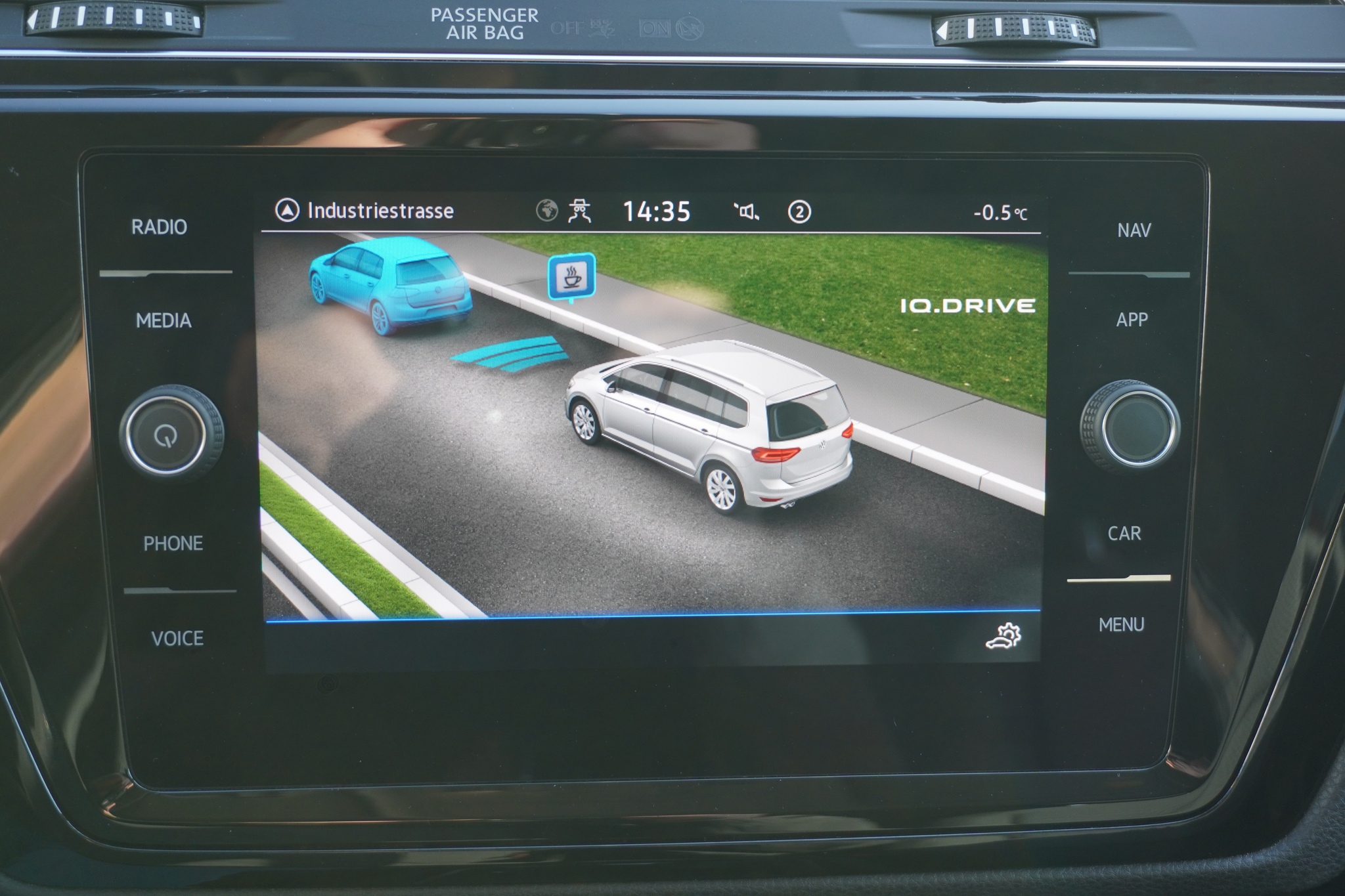 listing desktop thumbnail image 27