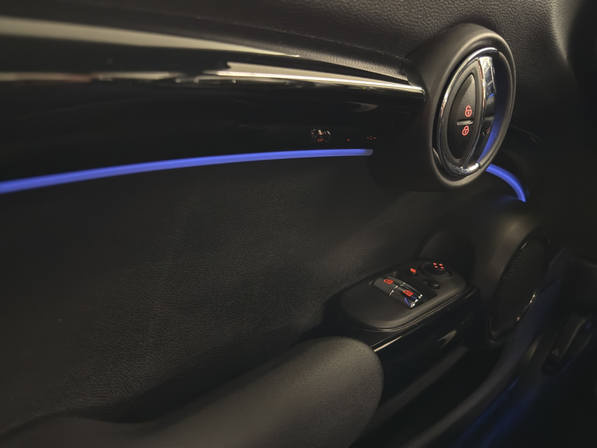 listing desktop thumbnail image 14