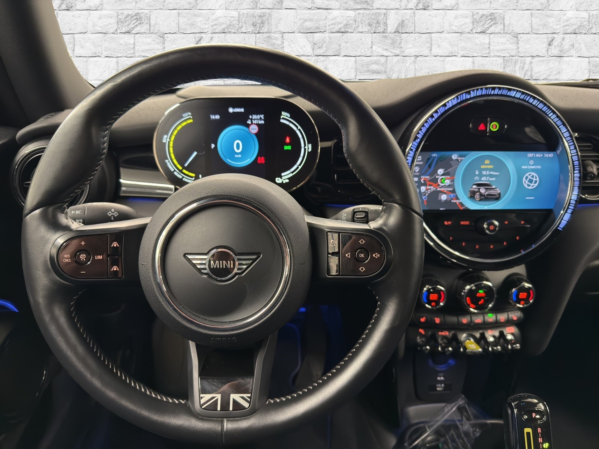 listing desktop thumbnail image 7