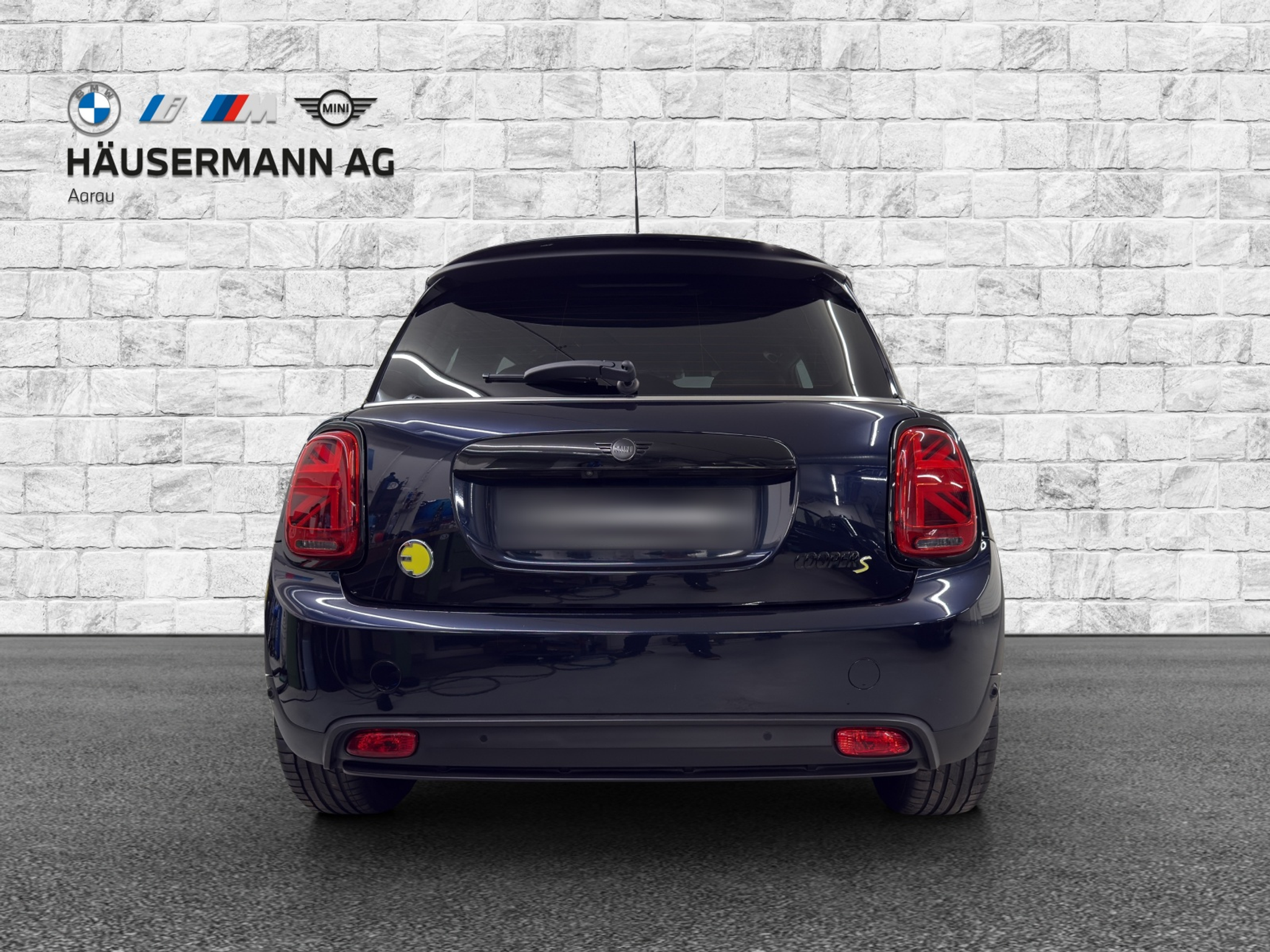 listing desktop thumbnail image 5