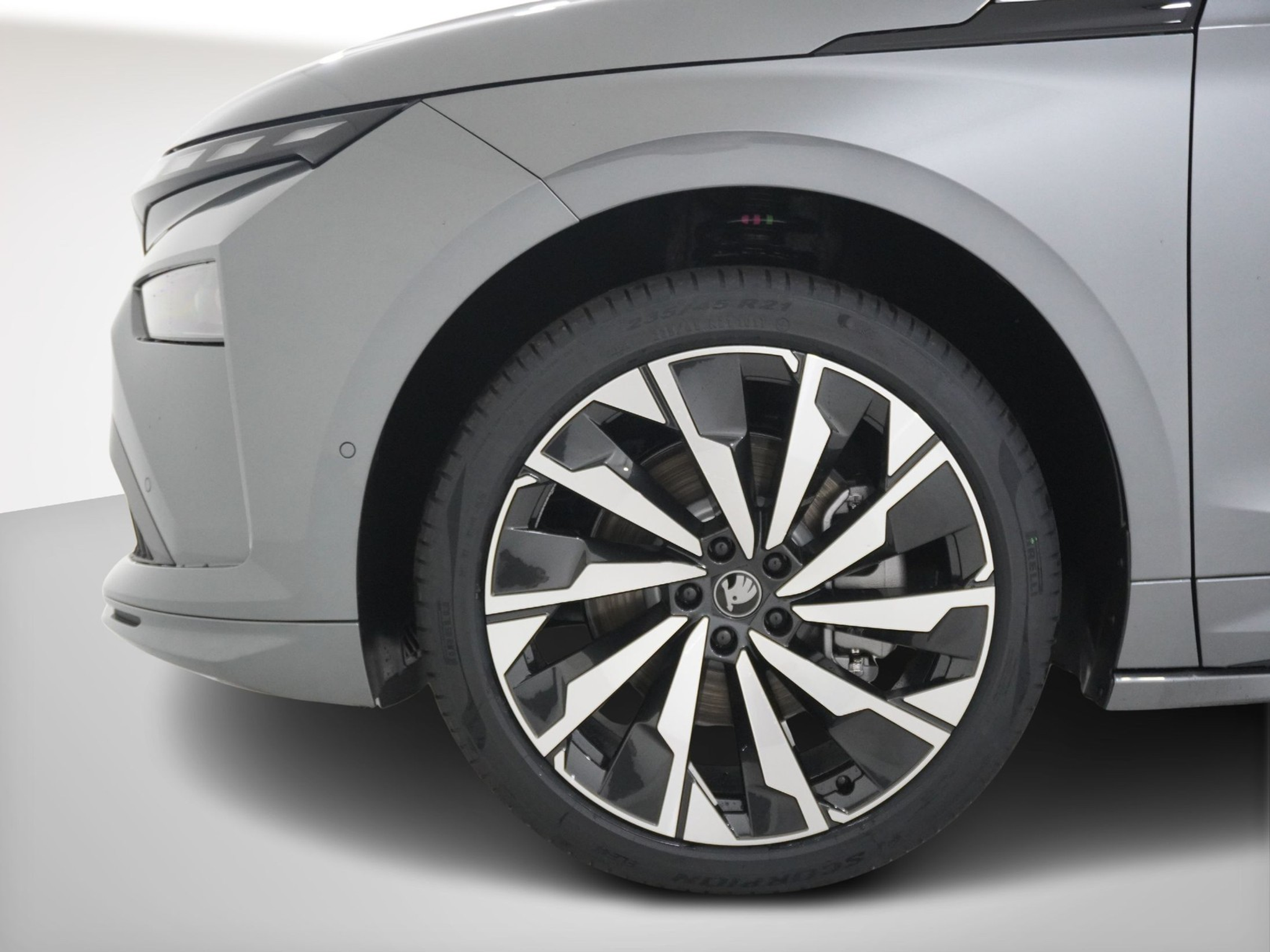 listing desktop thumbnail image 10