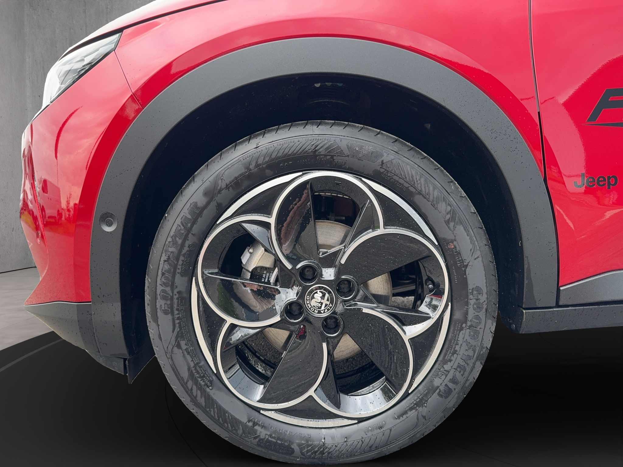 listing desktop thumbnail image 14