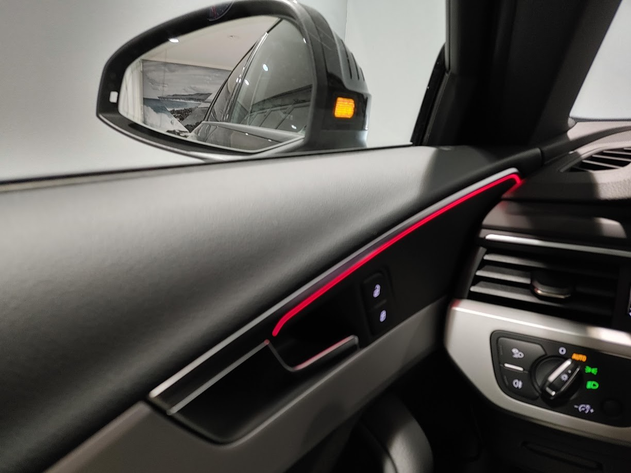 listing desktop thumbnail image 6