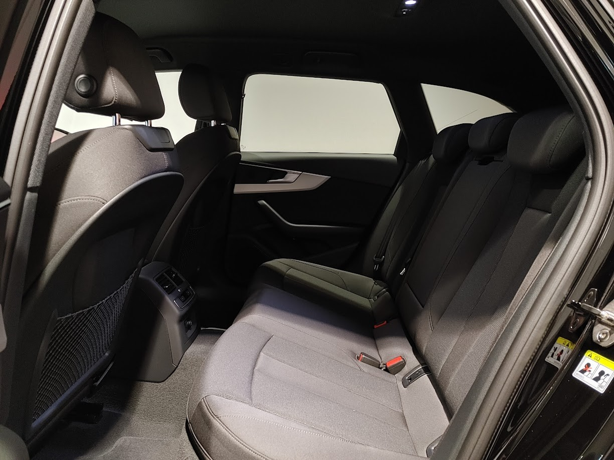 listing desktop thumbnail image 10